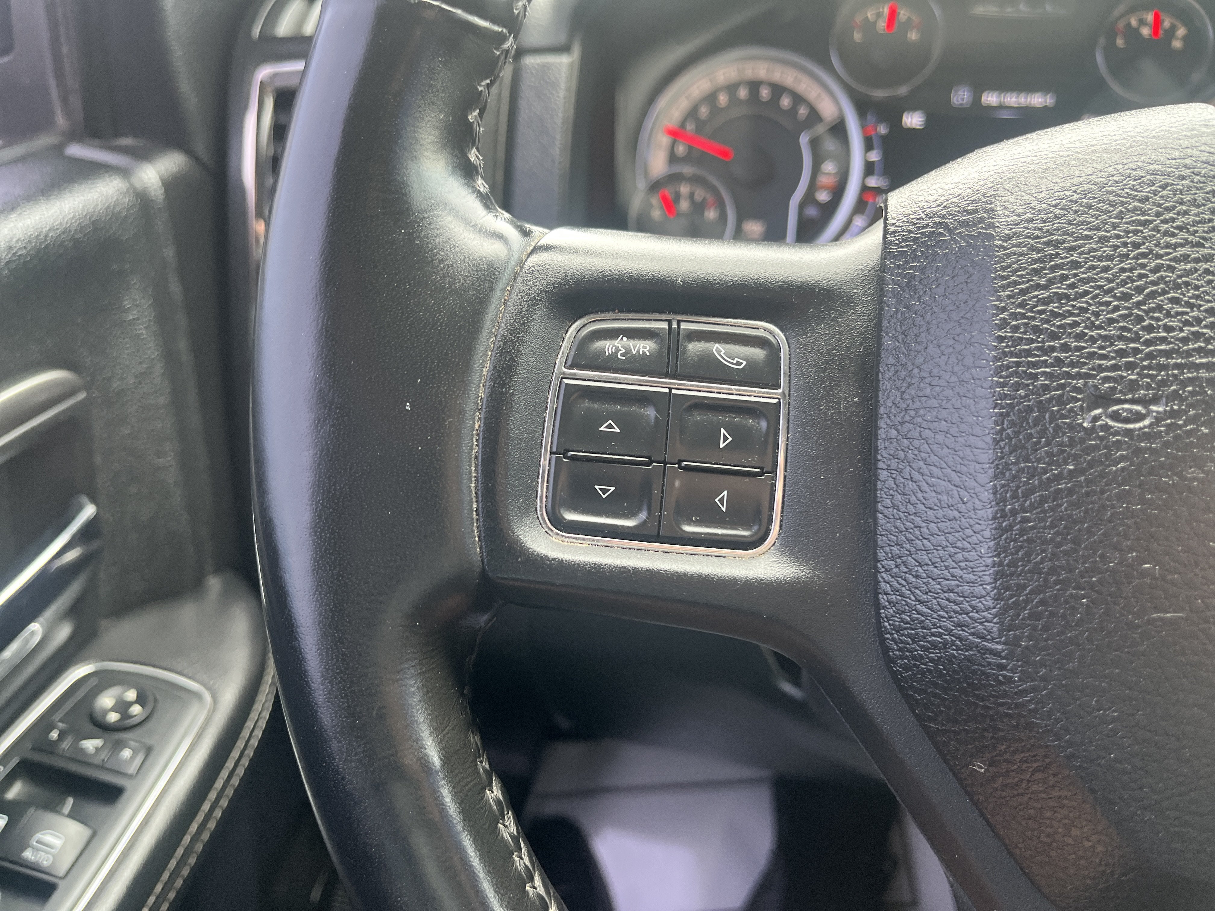 2015 RAM 1500 Sport