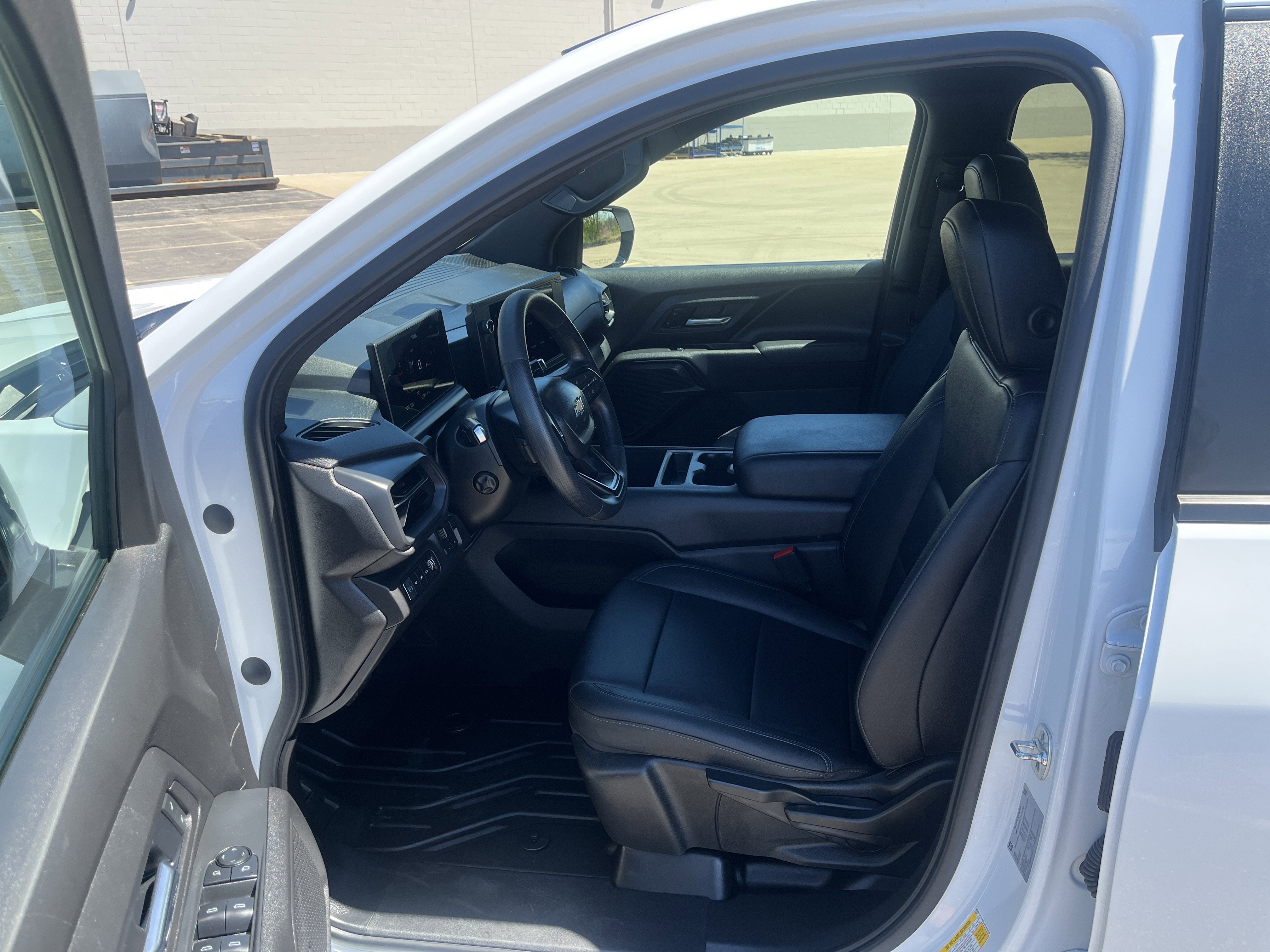2025 Chevrolet Silverado EV Work Truck