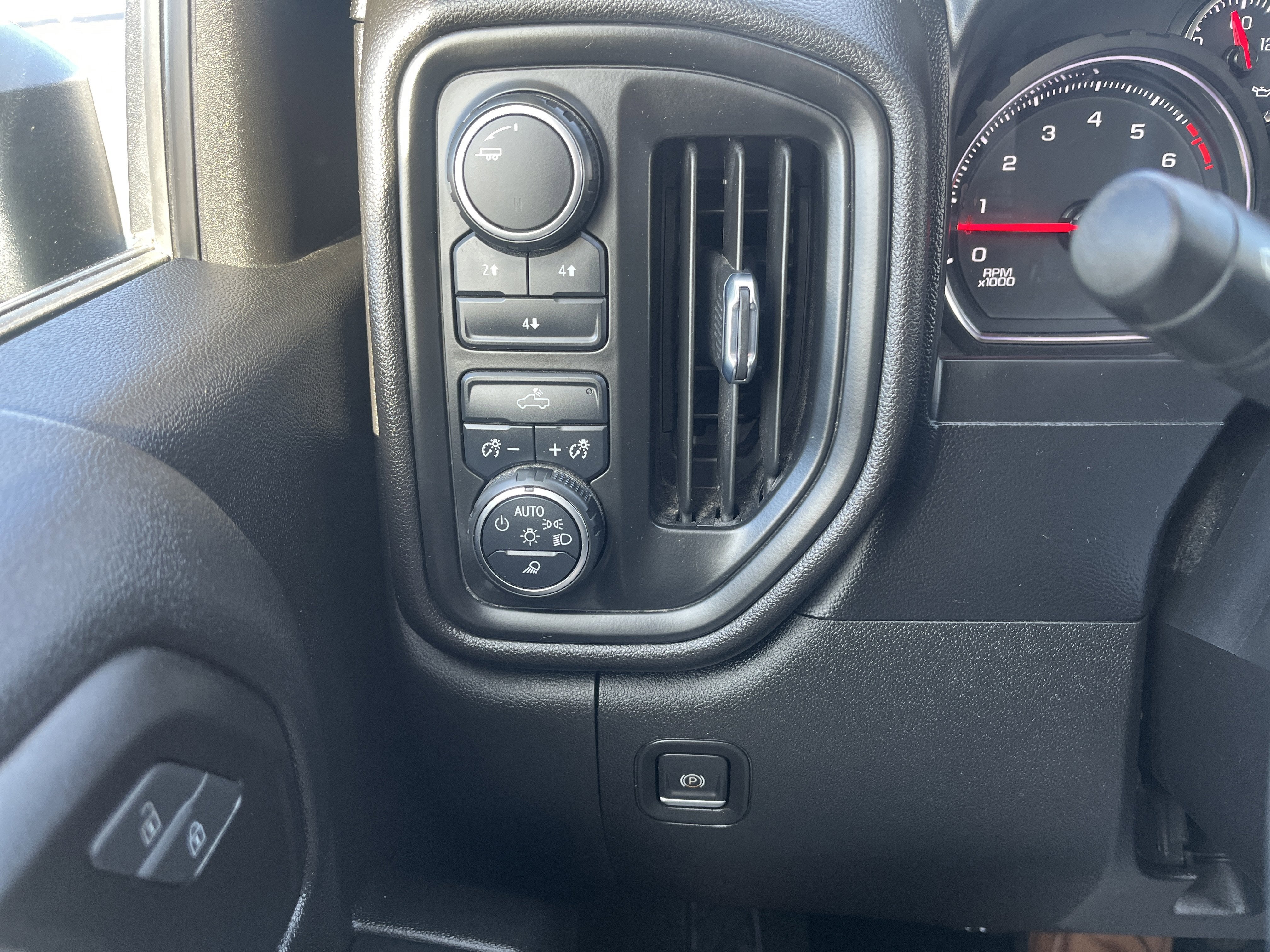 2022 Chevrolet Silverado 2500 HD Custom