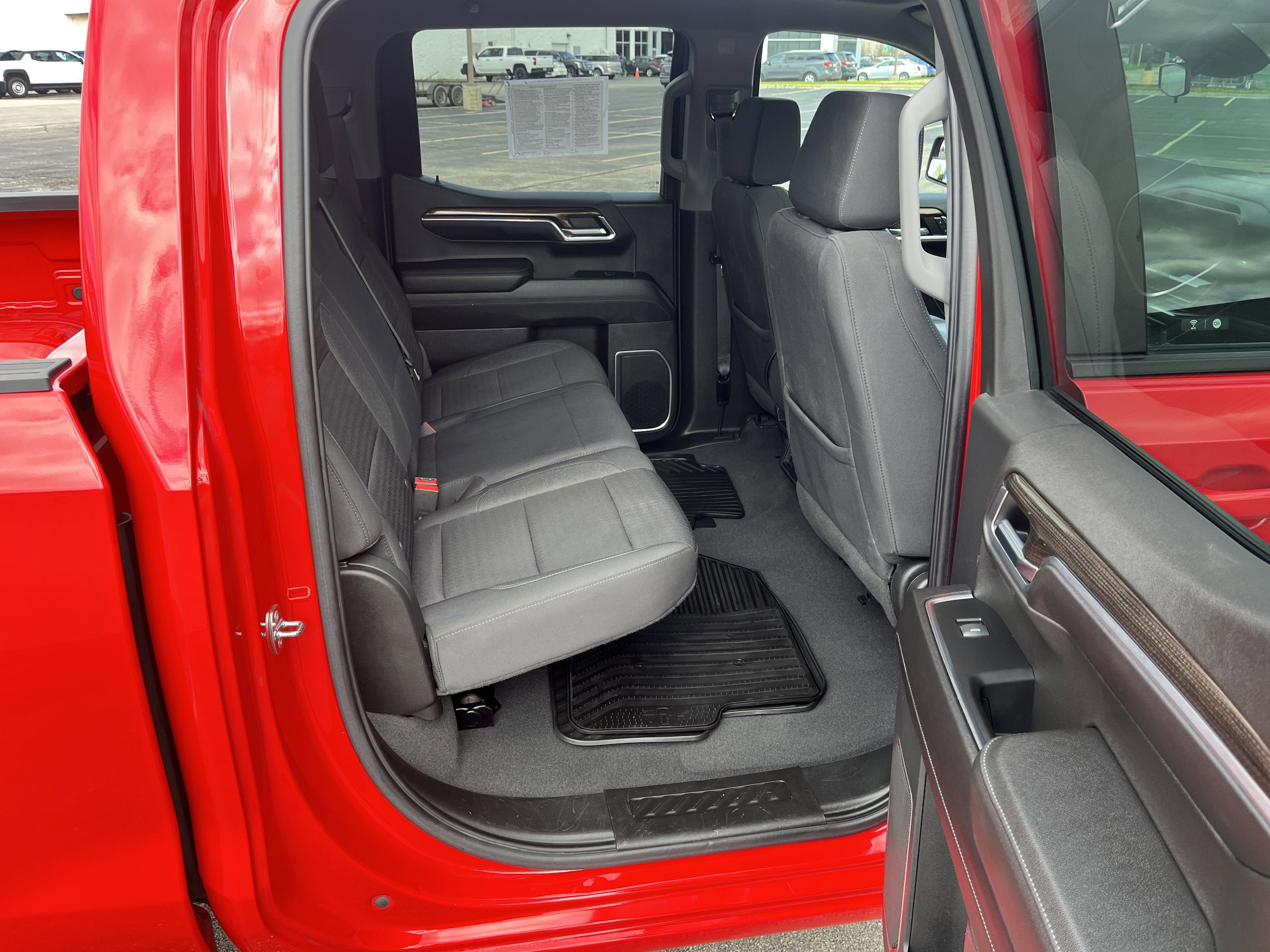 2022 Chevrolet Silverado 1500 LT (2FL)