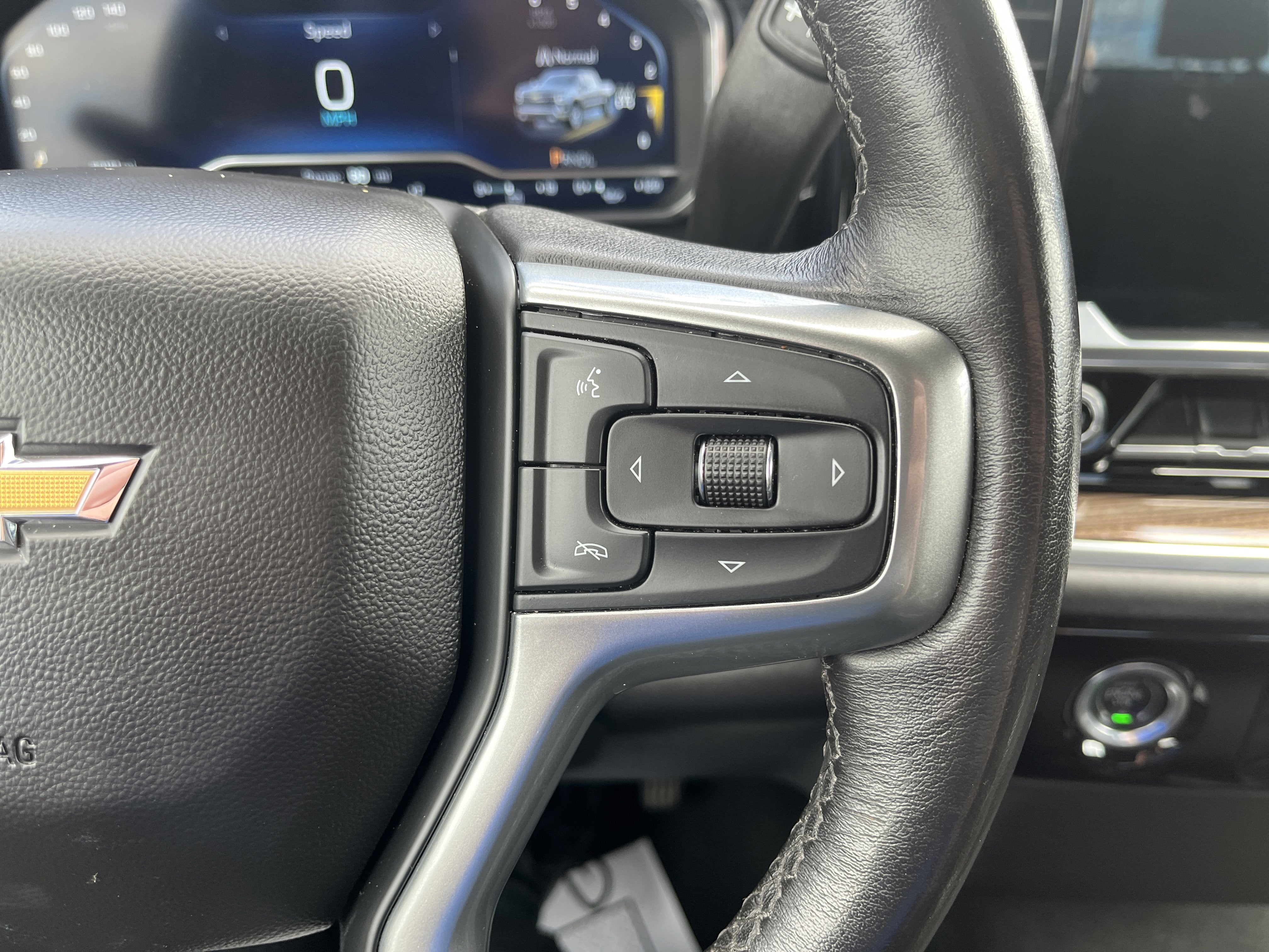 2022 Chevrolet Silverado 1500 LT (2FL)