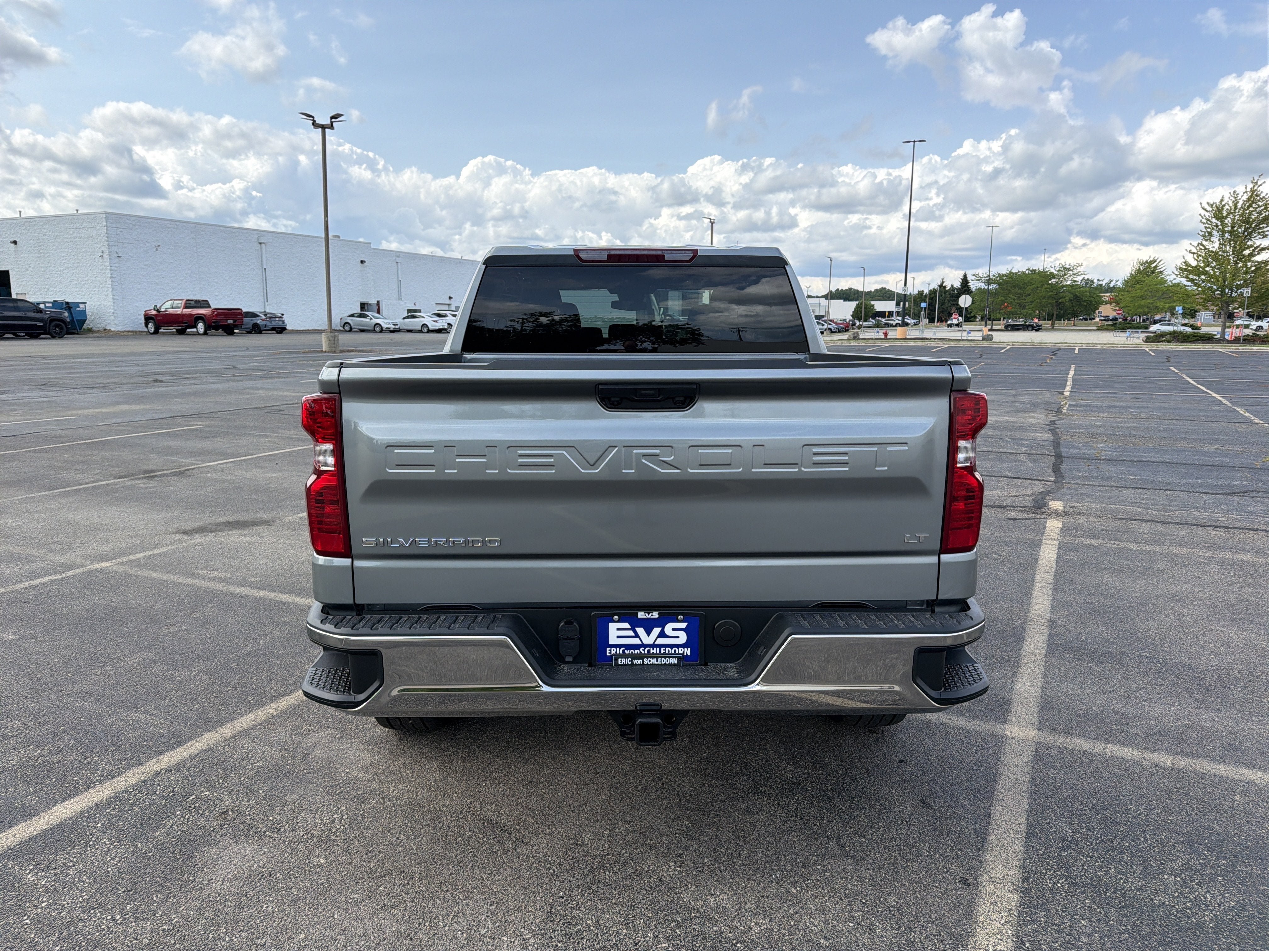 2026 Chevrolet Silverado 1500 LT (2FL)