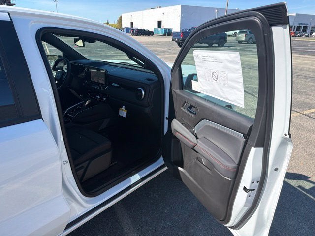 2026 Chevrolet Colorado Z71 - Photo 27