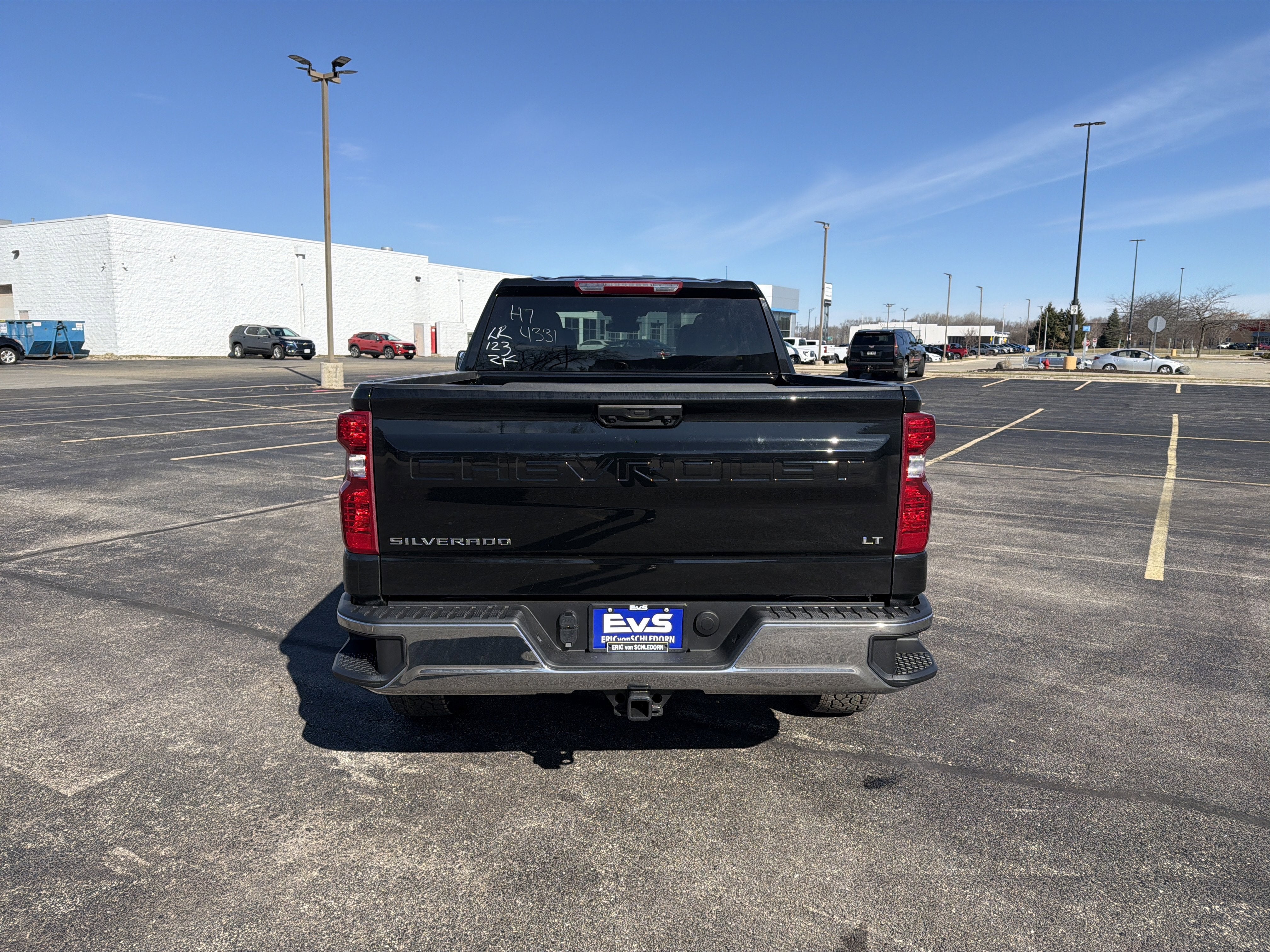 2026 Chevrolet Silverado 1500 LT (2FL)