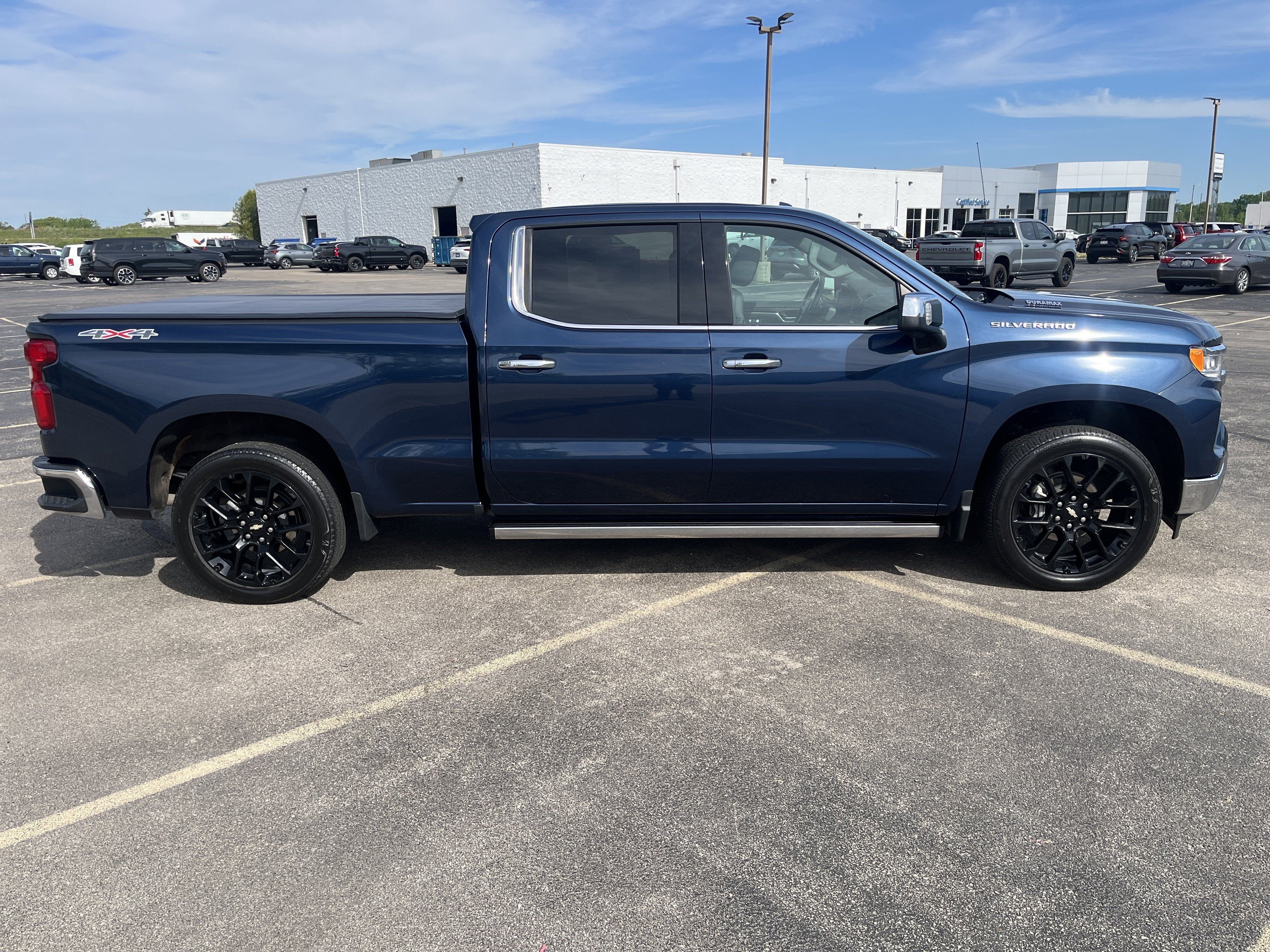 2023 Chevrolet Silverado 1500 LTZ