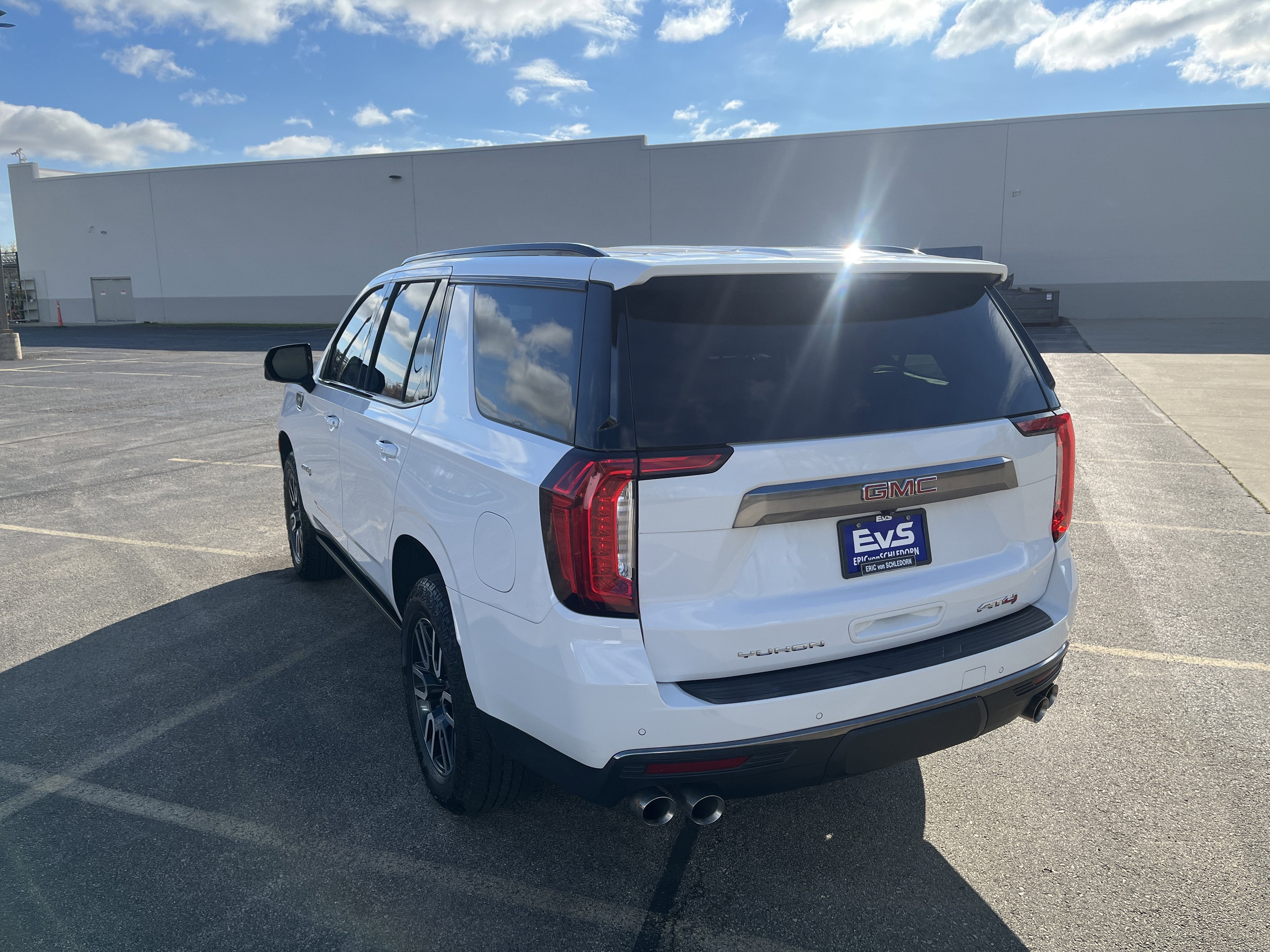 2024 GMC Yukon AT4