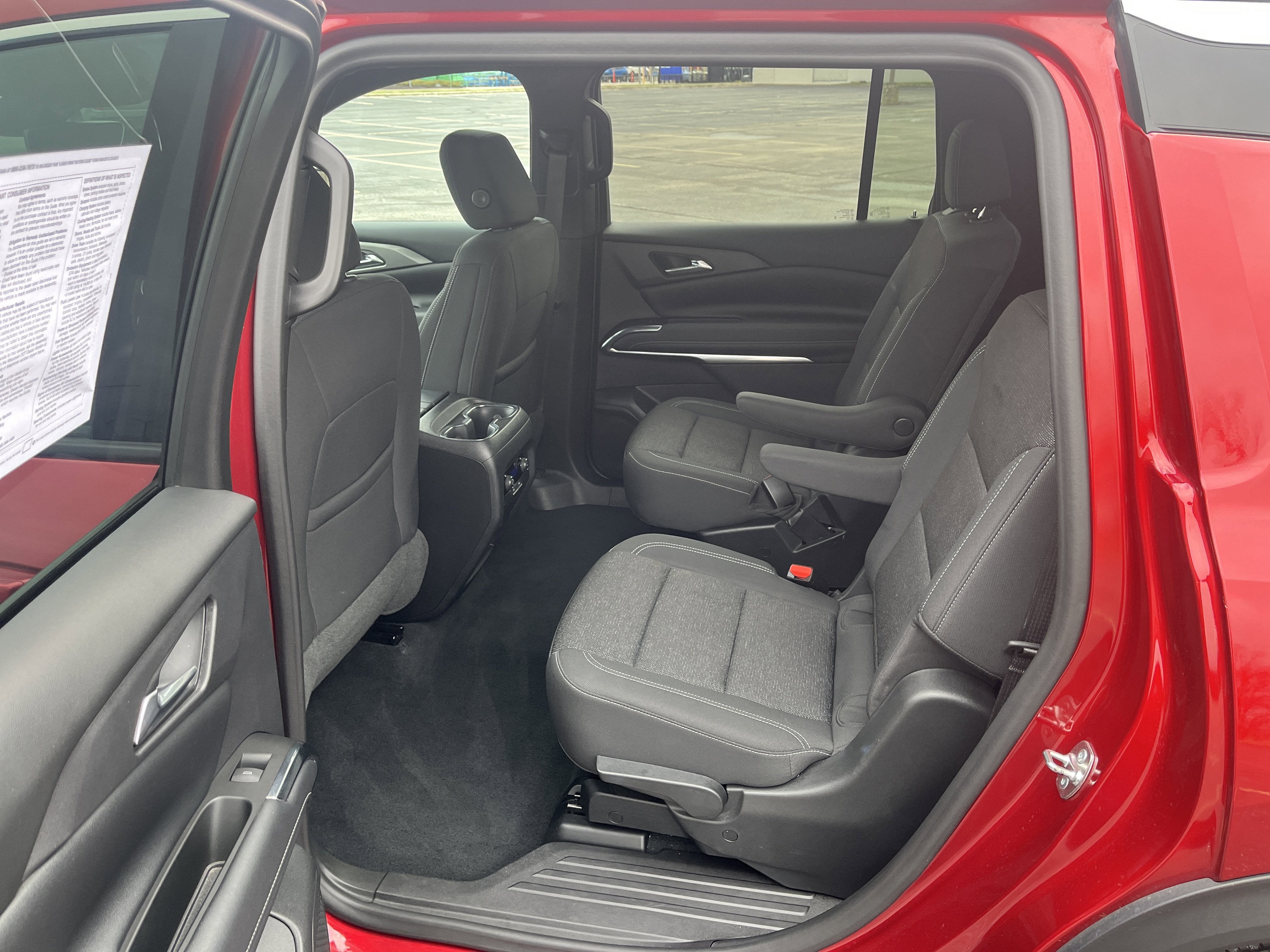 2024 Chevrolet Traverse LT