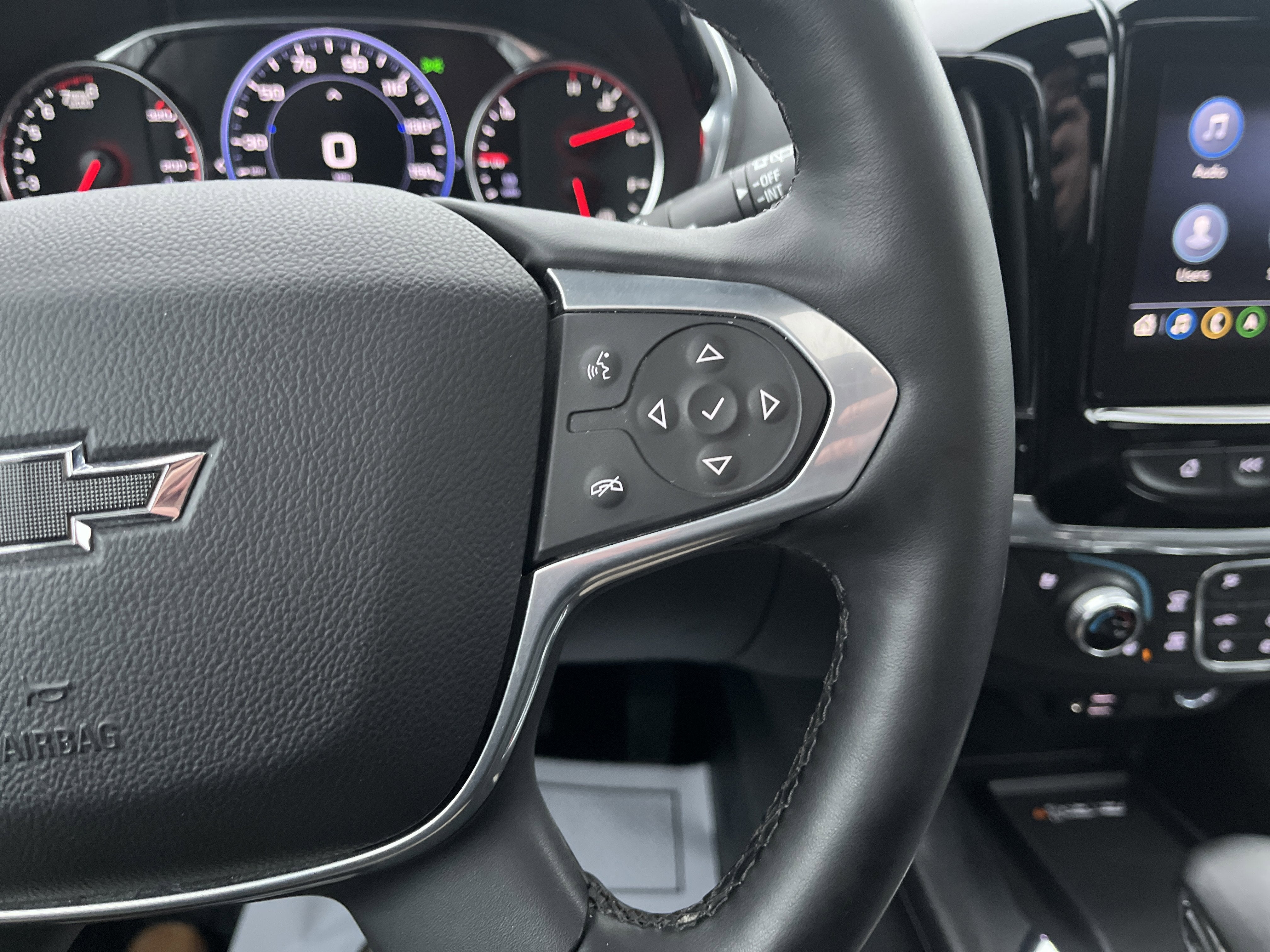 2023 Chevrolet Traverse Premier