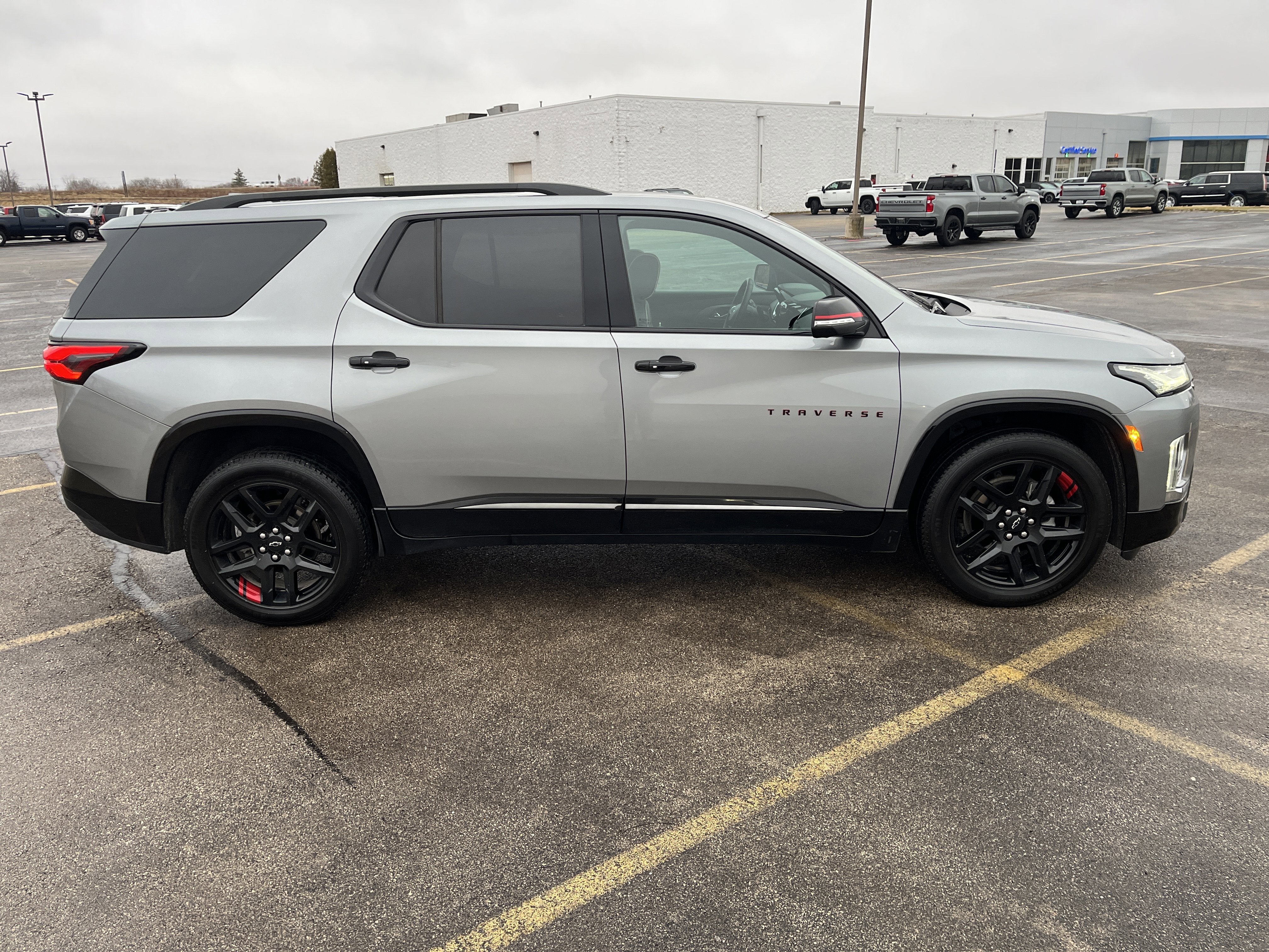2023 Chevrolet Traverse Premier