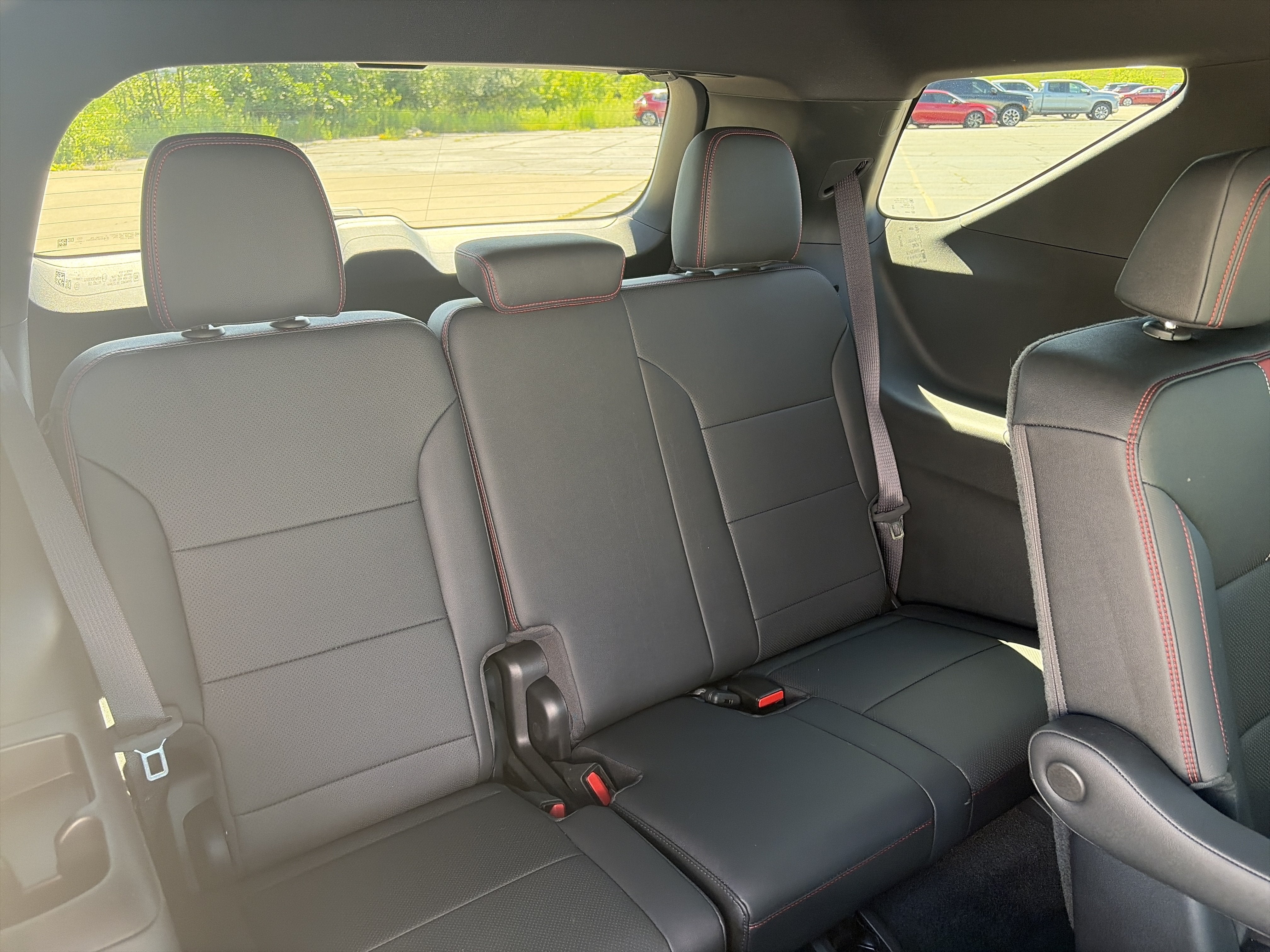 2025 Chevrolet Traverse RS