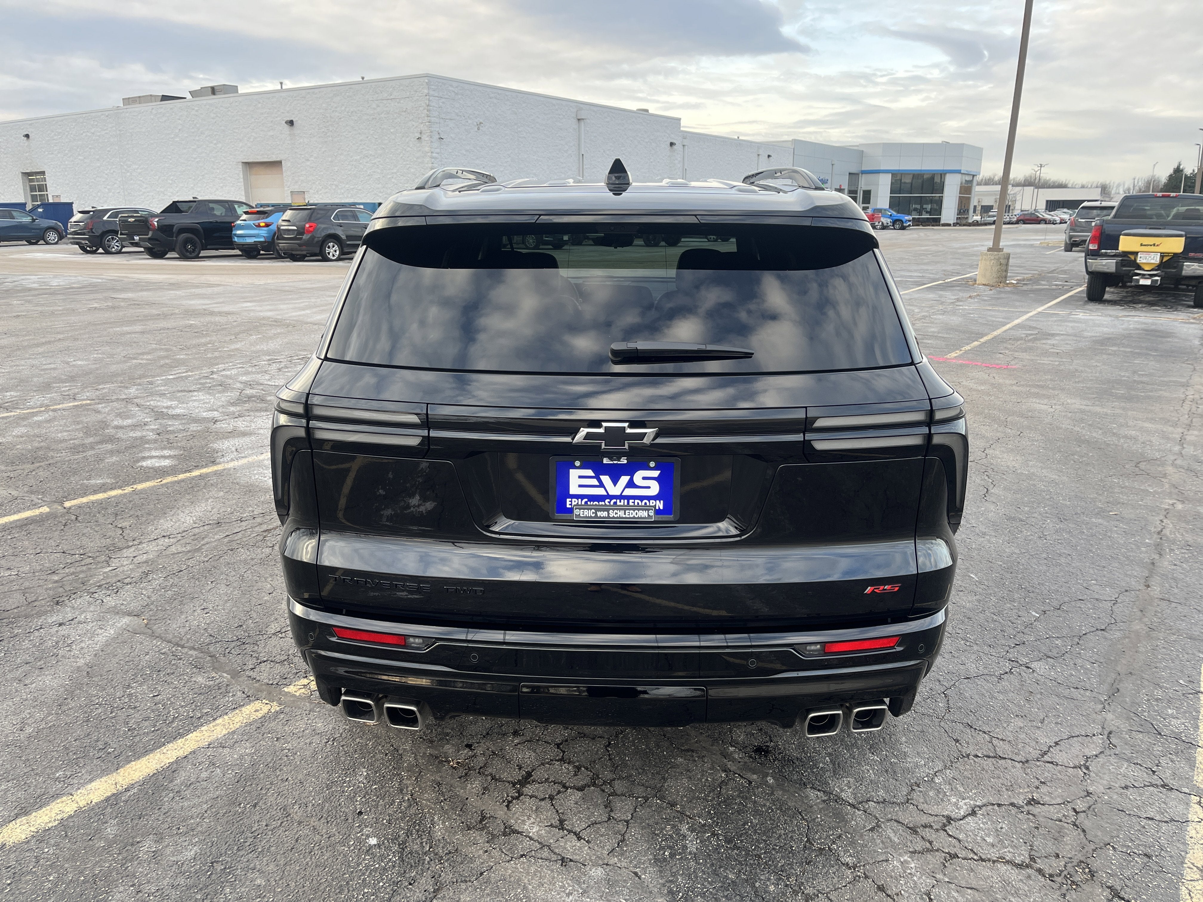 2025 Chevrolet Traverse RS