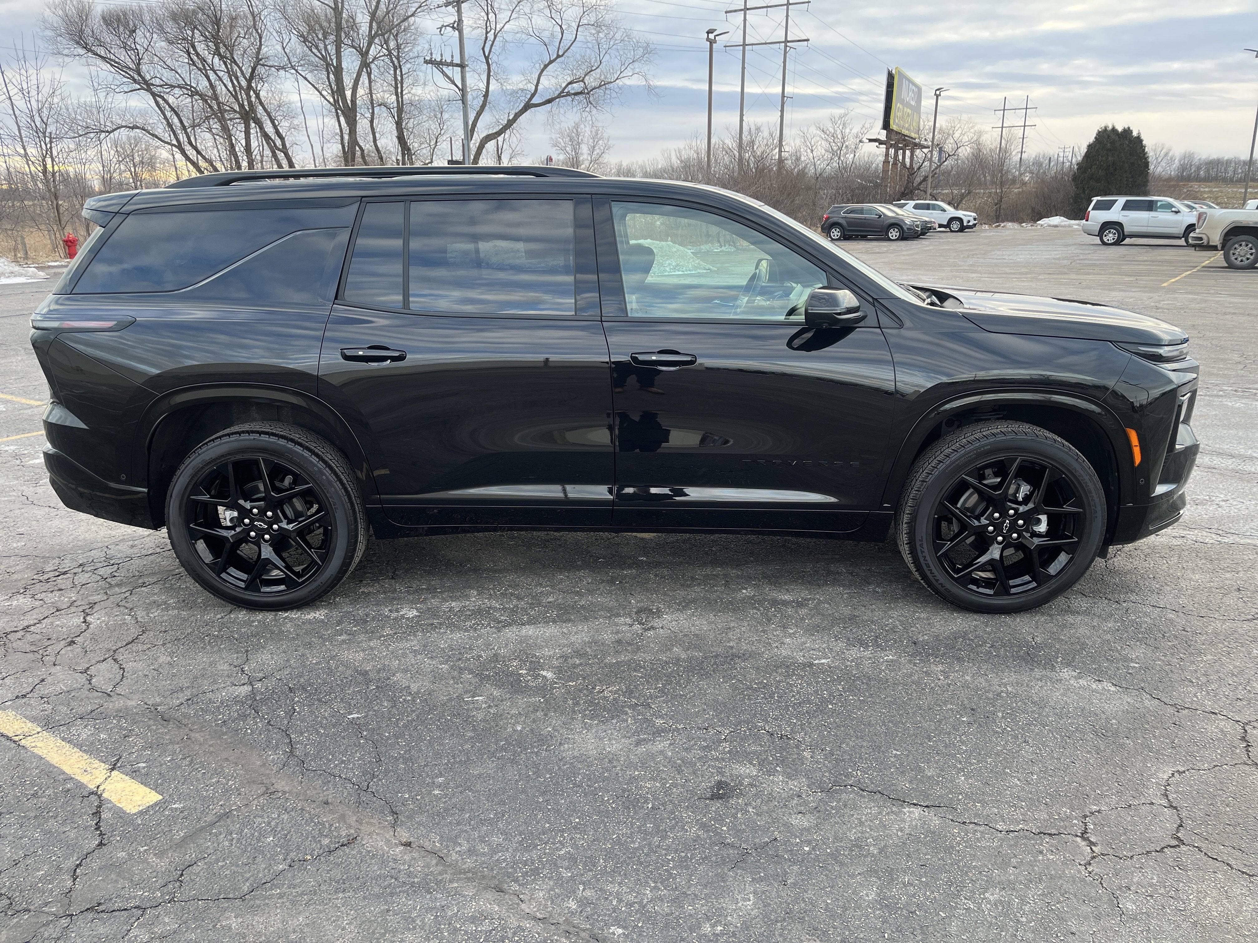 2025 Chevrolet Traverse RS