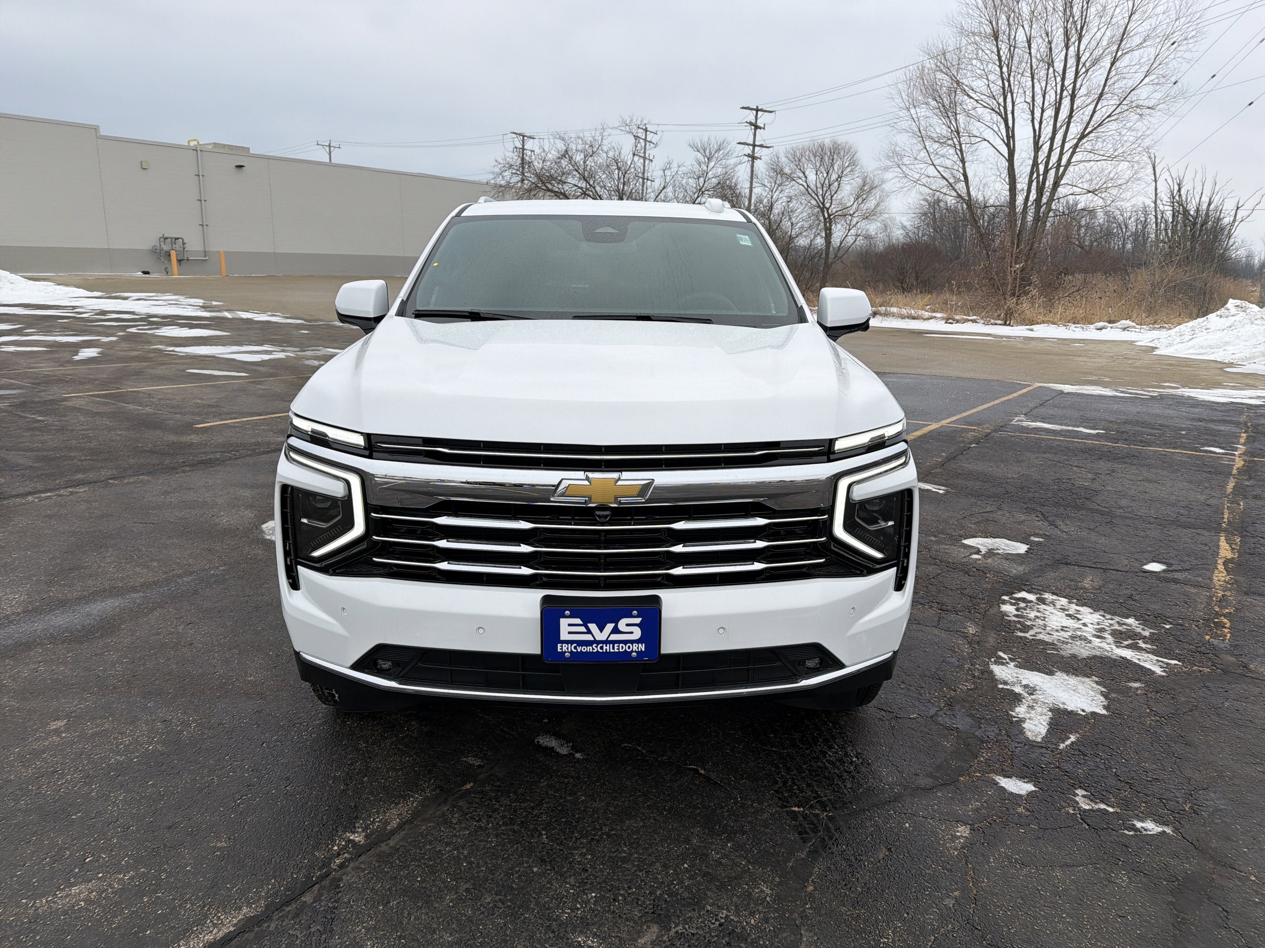 2026 Chevrolet Suburban LT