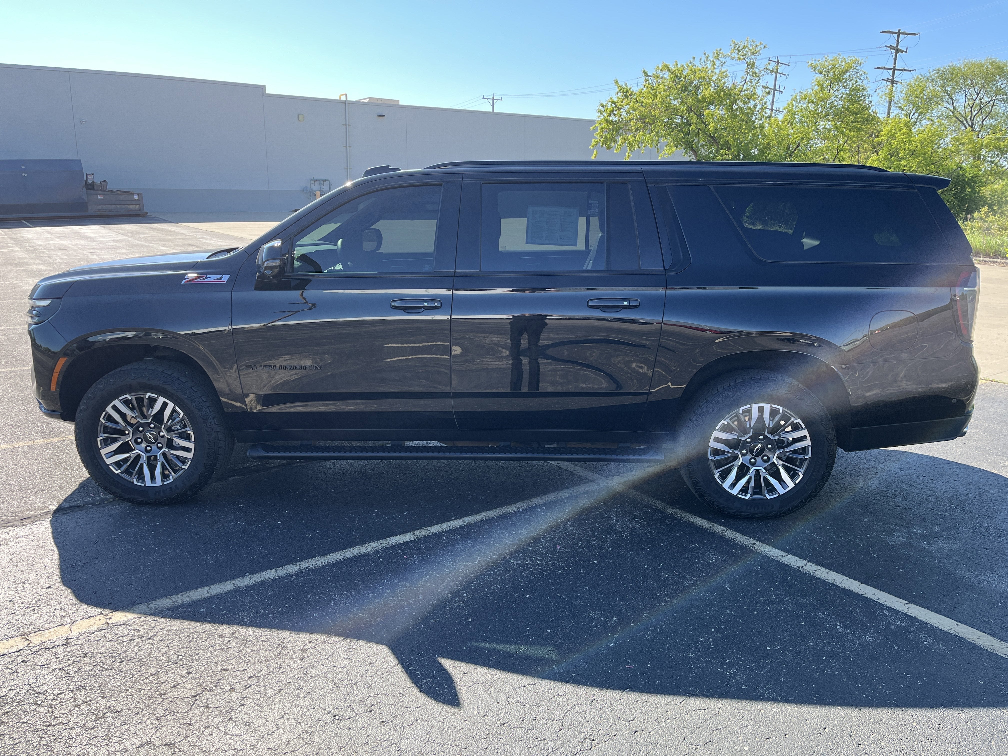 2025 Chevrolet Suburban Z71