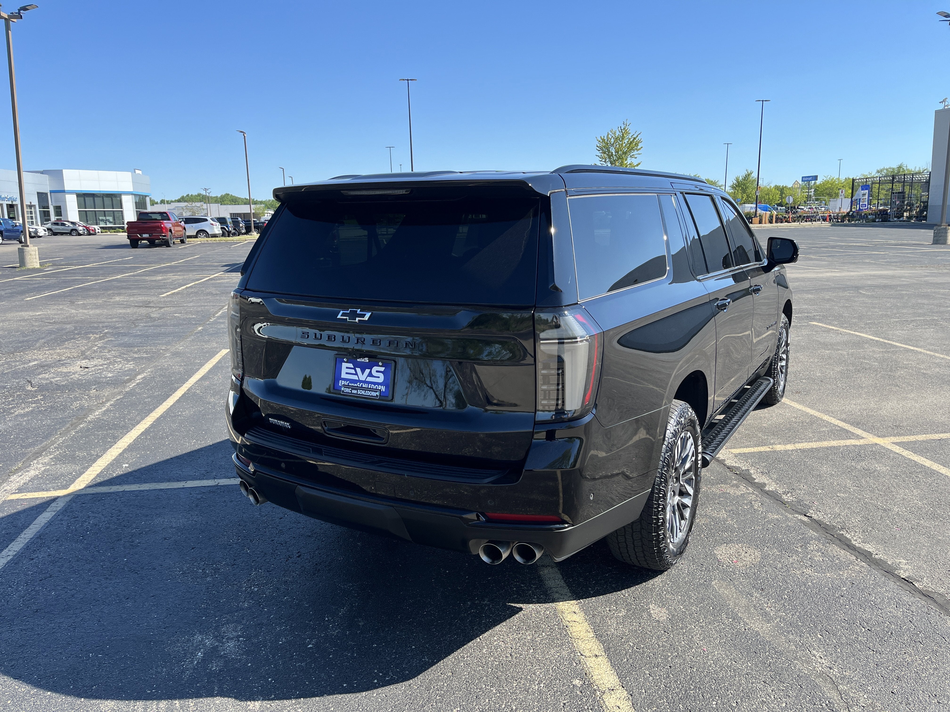 2025 Chevrolet Suburban Z71