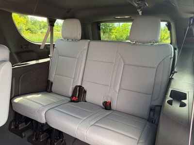 2025 Chevrolet Suburban Z71