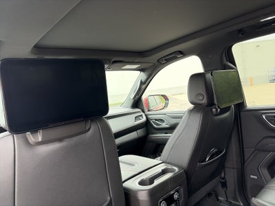 2021 Chevrolet Suburban RST