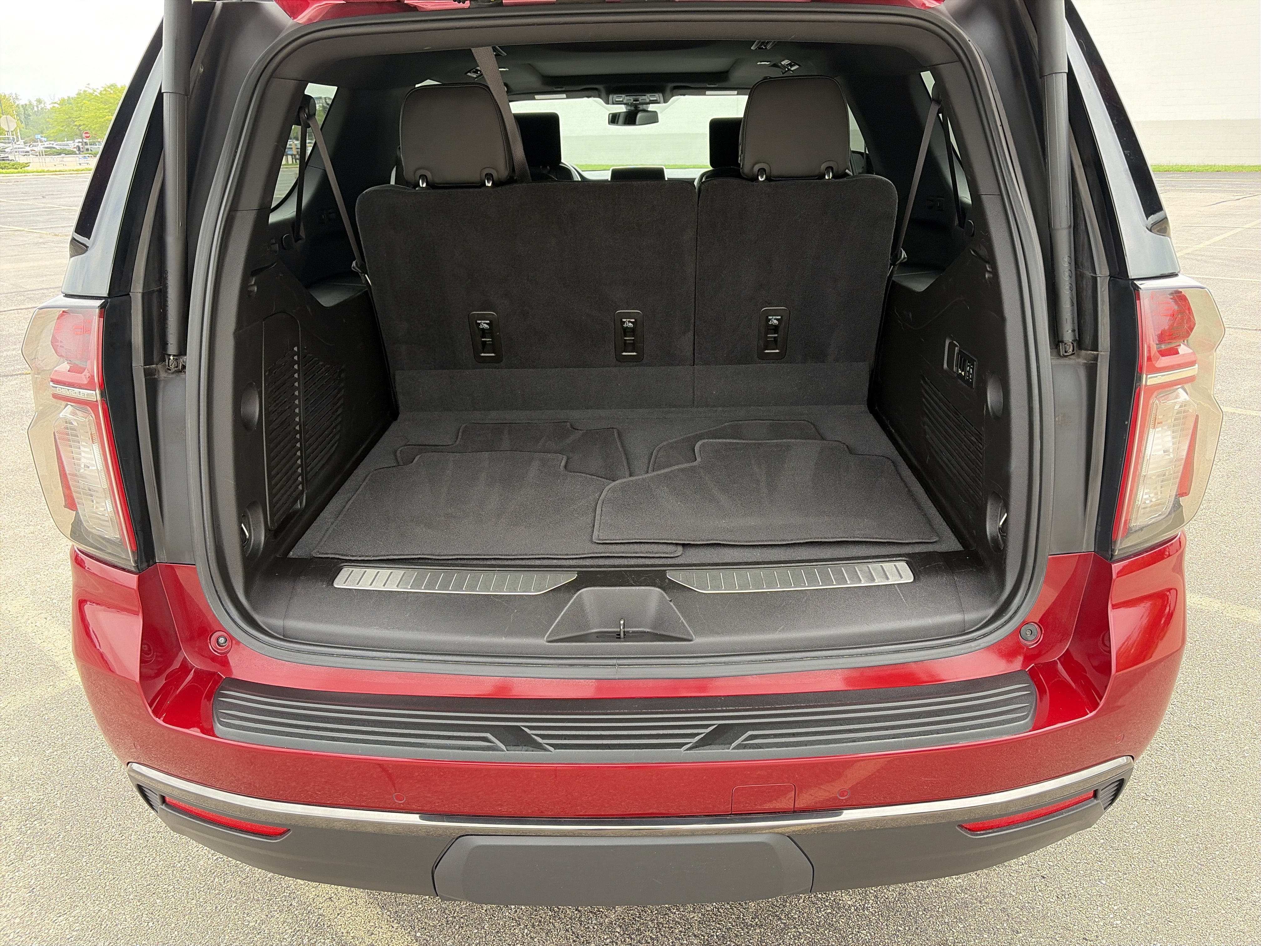 2021 Chevrolet Suburban RST
