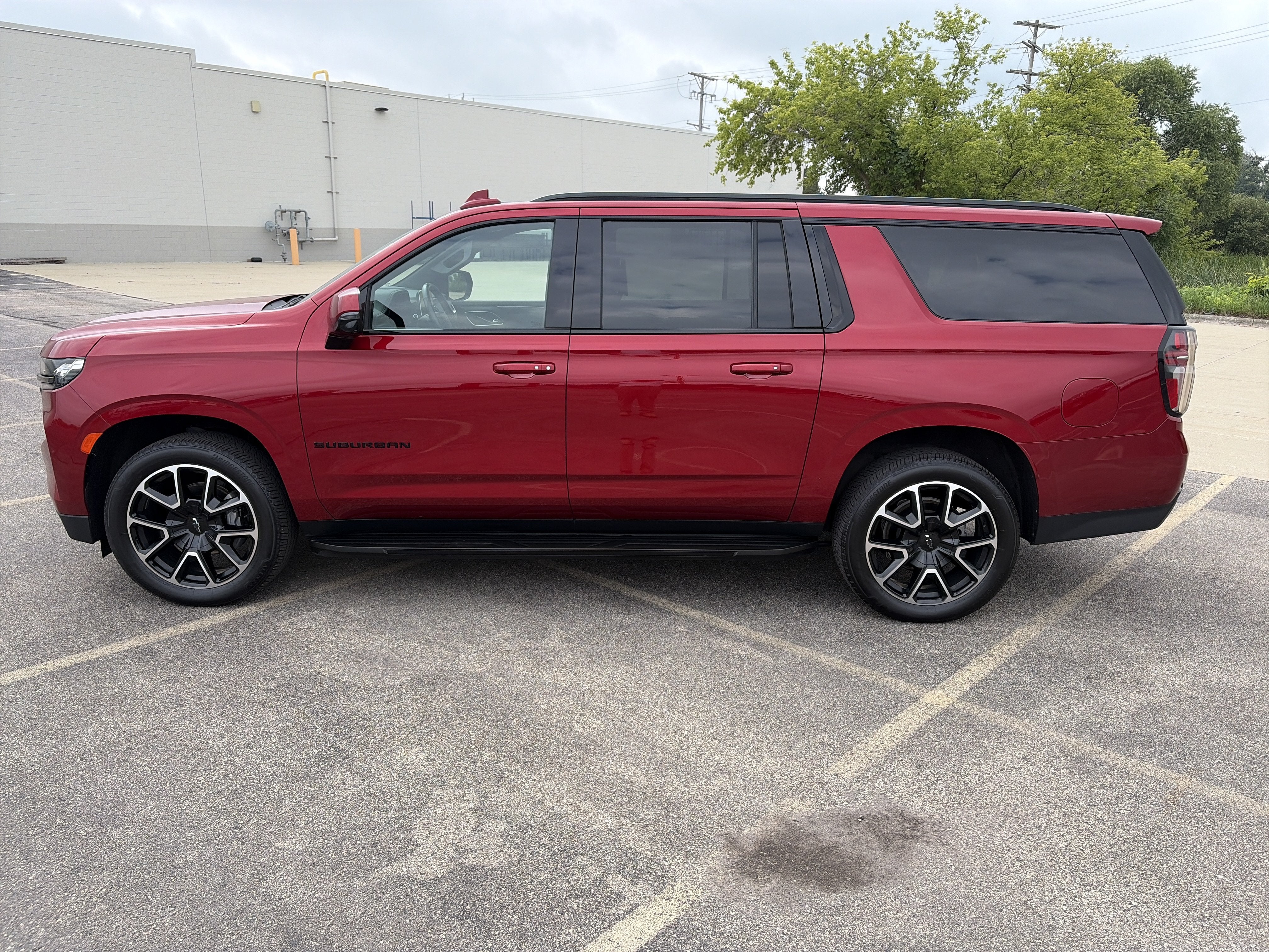 2021 Chevrolet Suburban RST