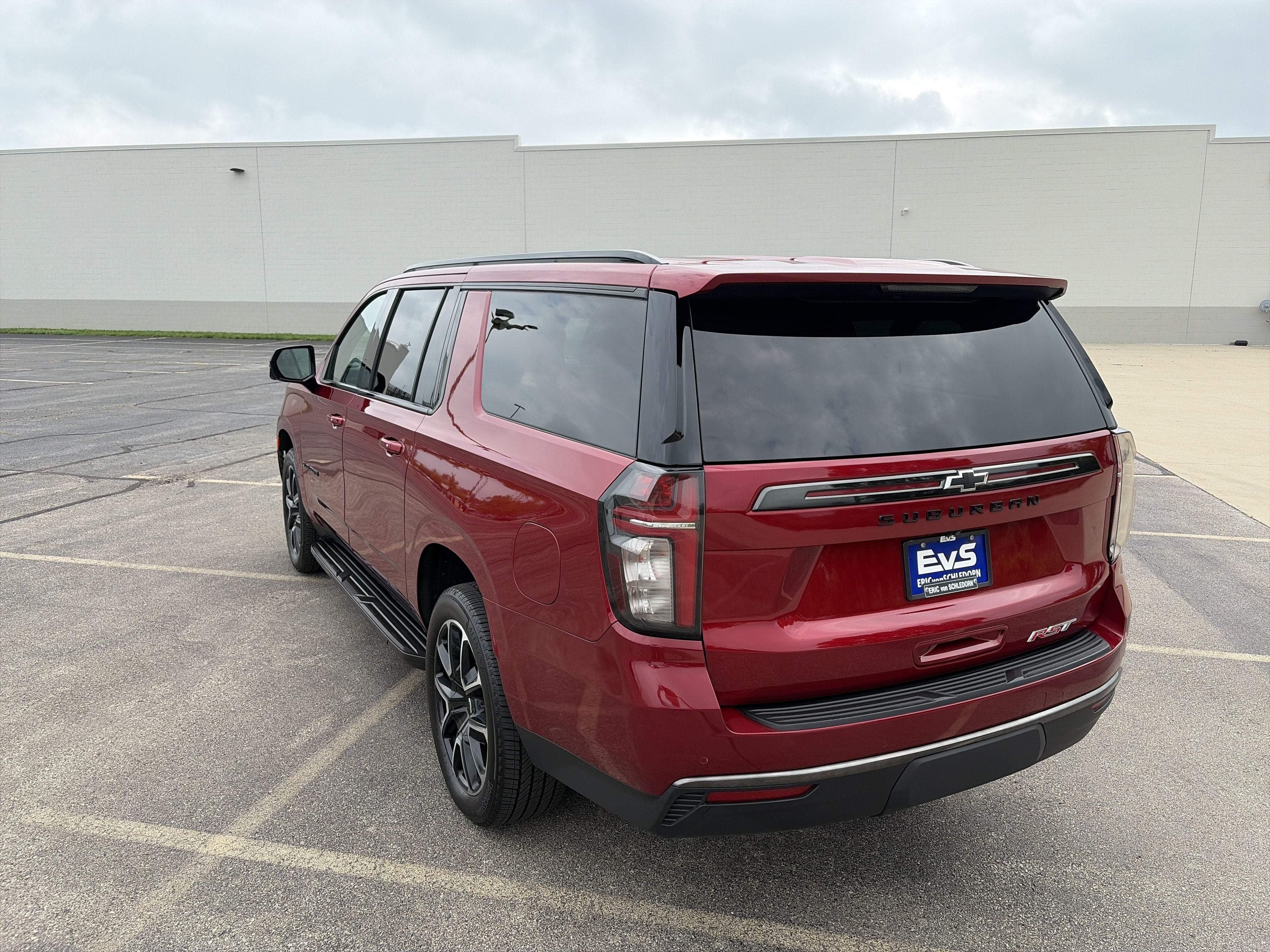 2021 Chevrolet Suburban RST