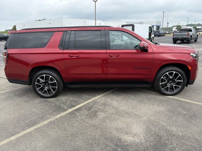 2021 Chevrolet Suburban RST