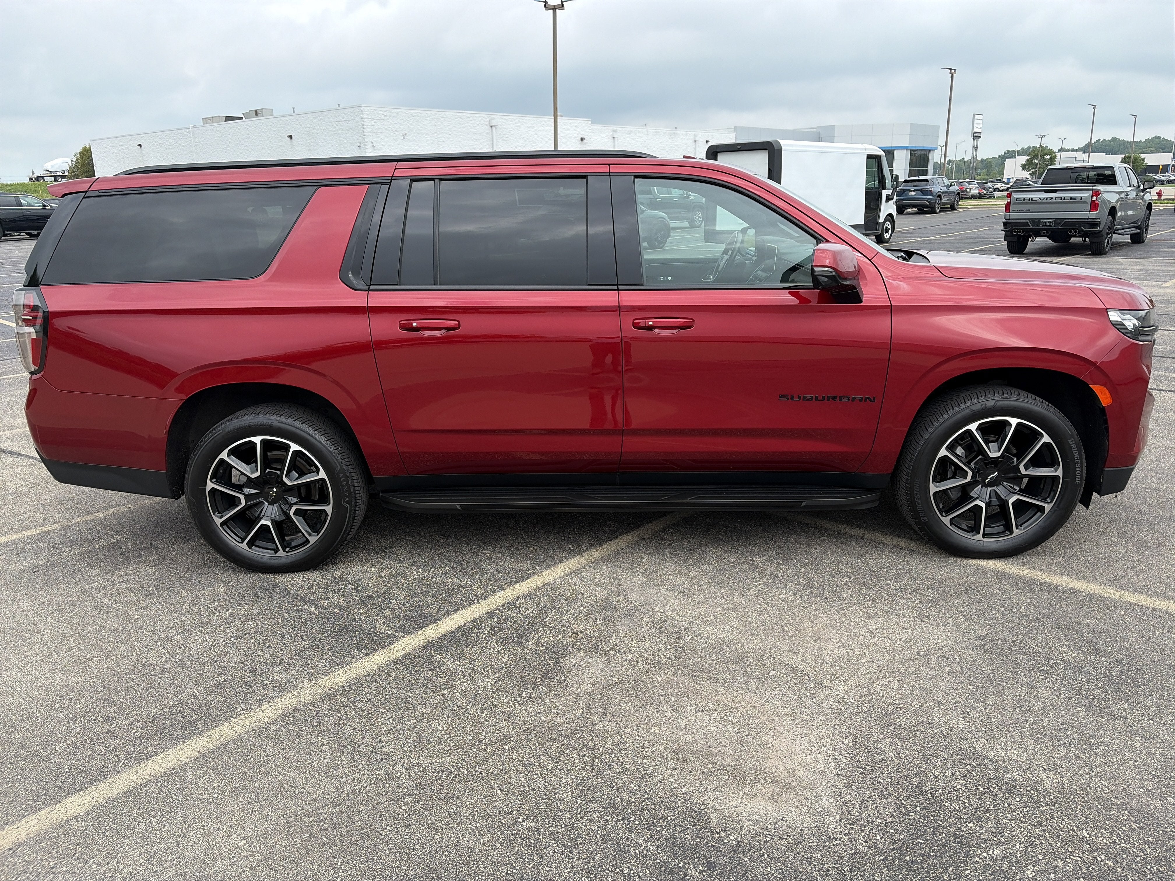2021 Chevrolet Suburban RST