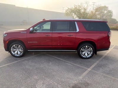 2023 Chevrolet Suburban High Country