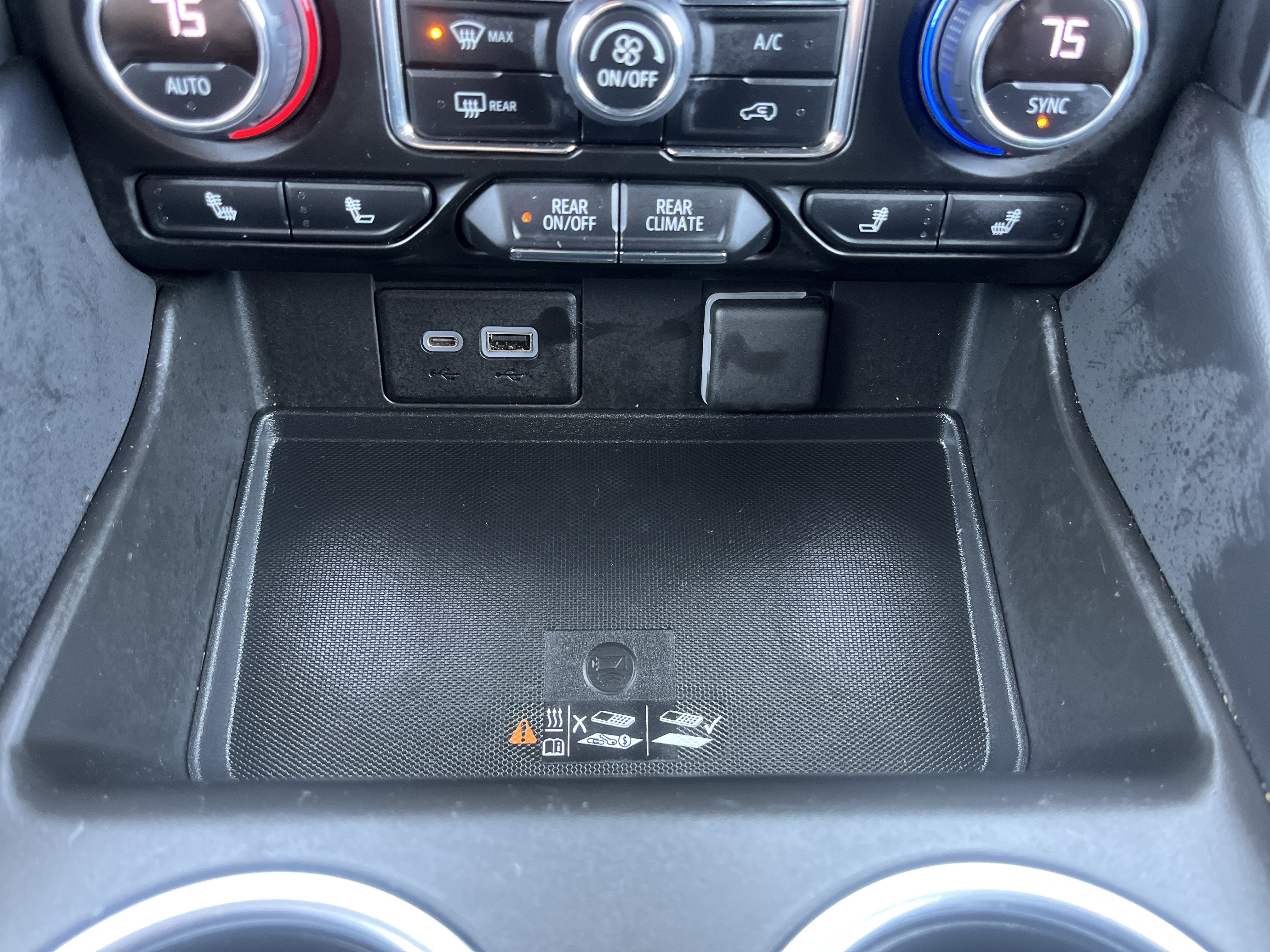 2022 Chevrolet Tahoe RST