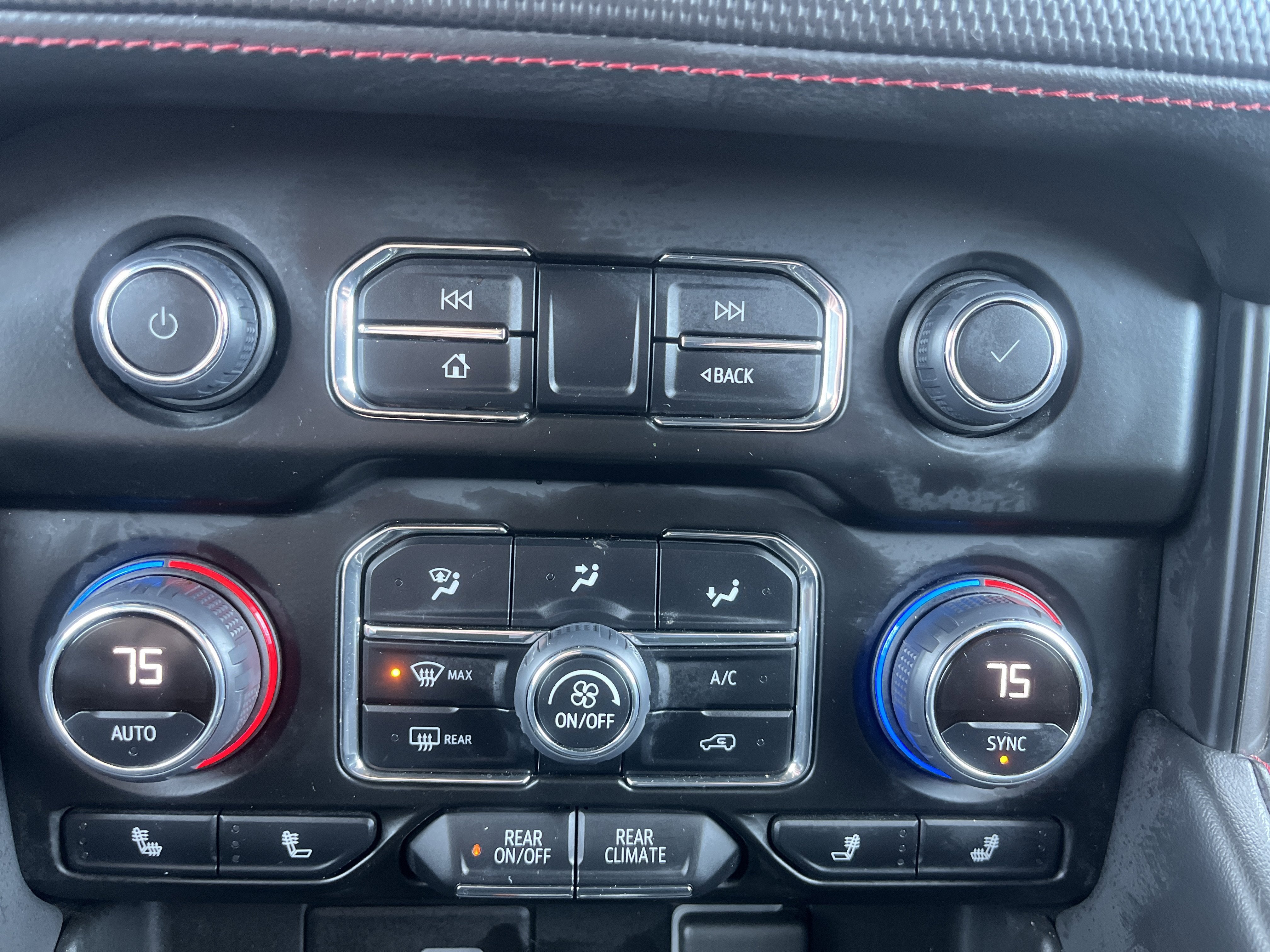 2022 Chevrolet Tahoe RST