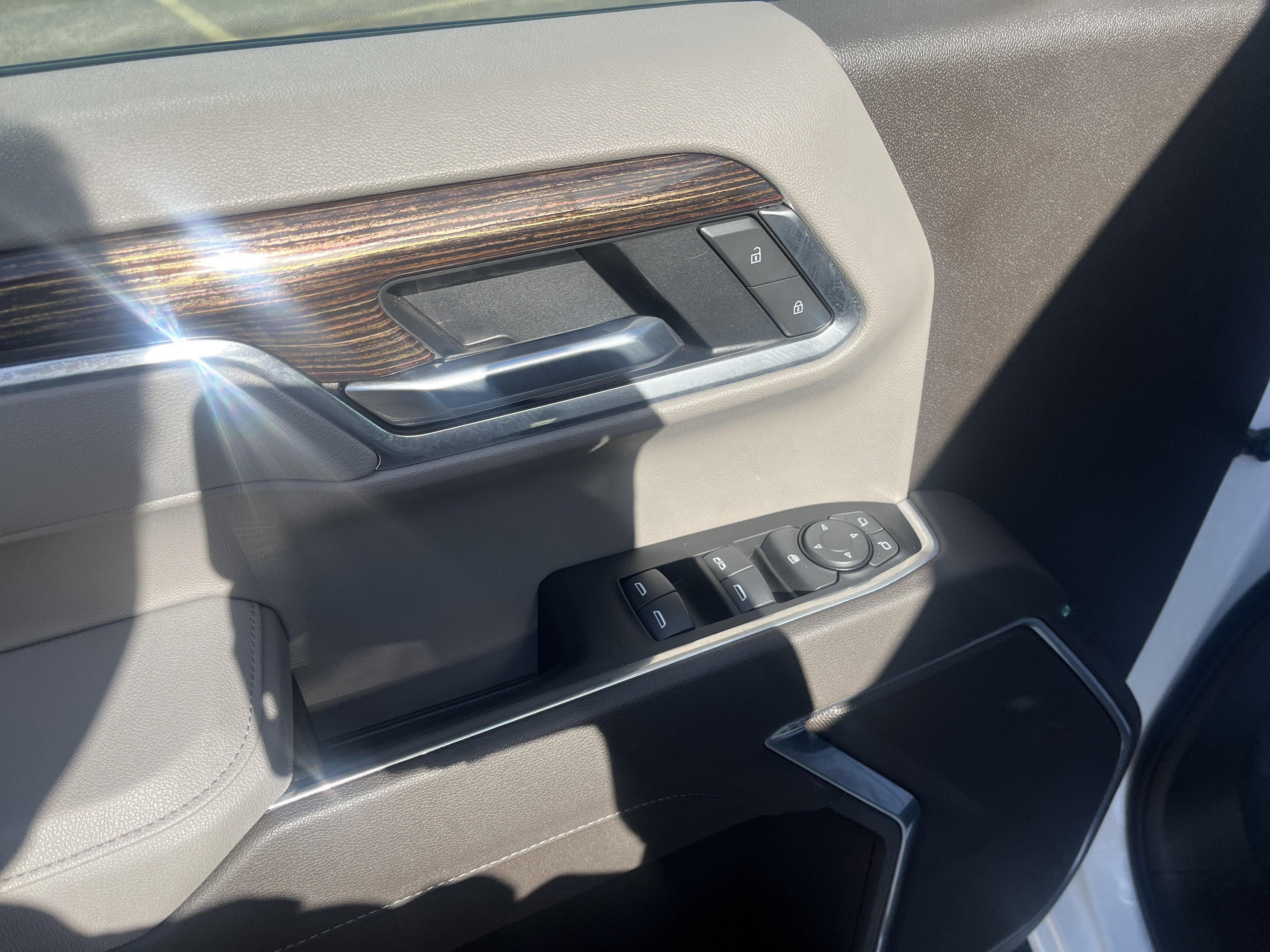 2025 GMC Sierra 1500 SLE