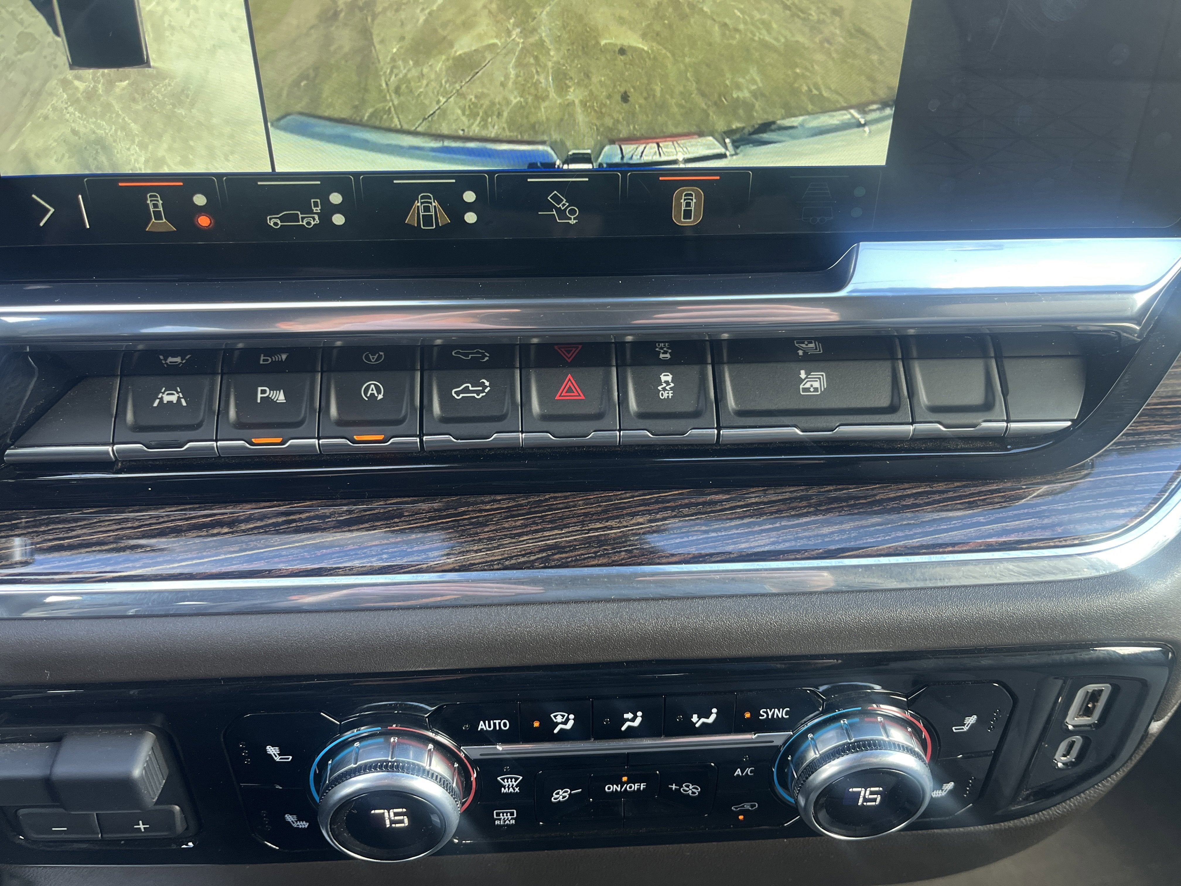 2025 GMC Sierra 1500 SLE