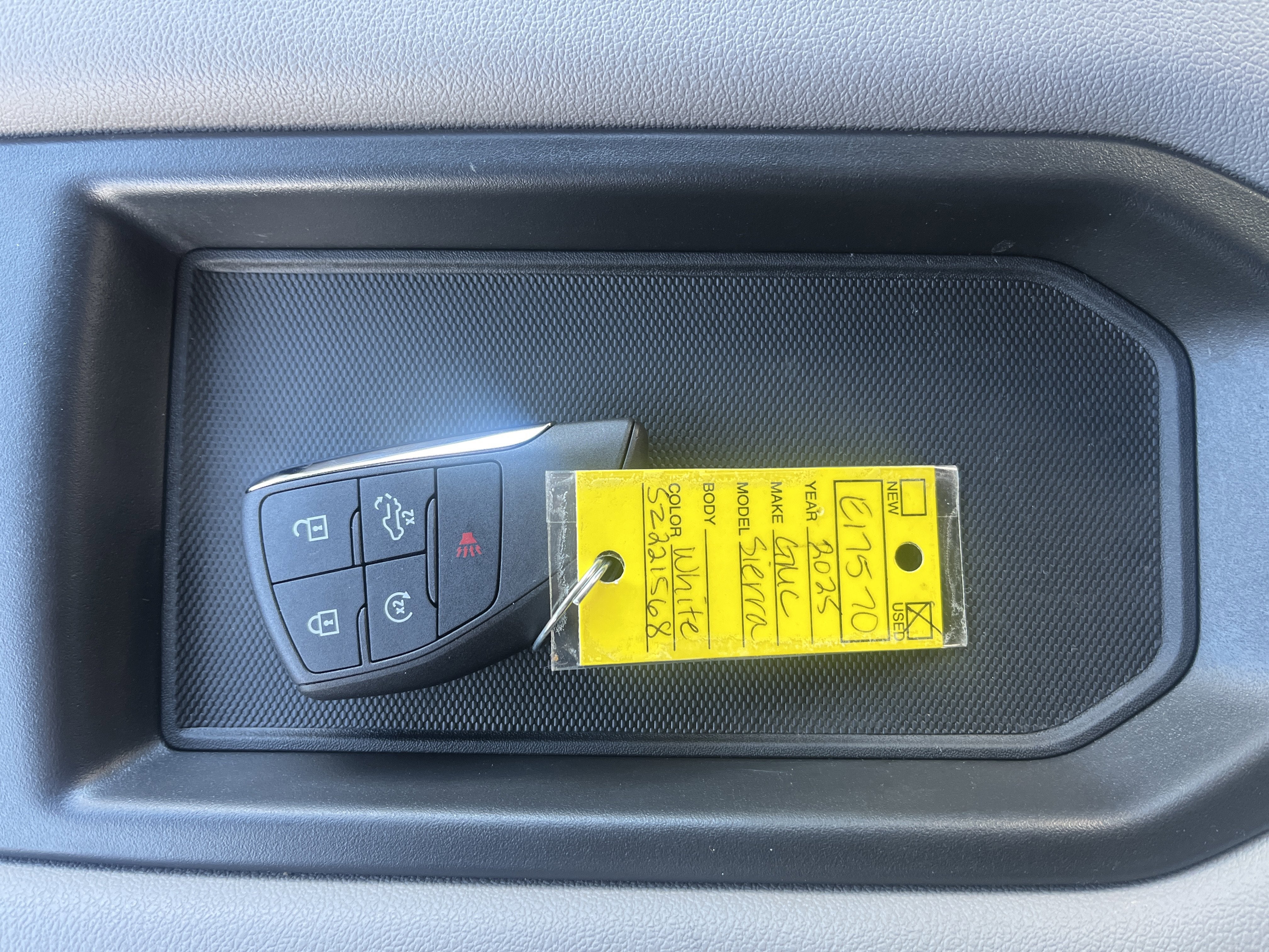 2025 GMC Sierra 1500 SLE