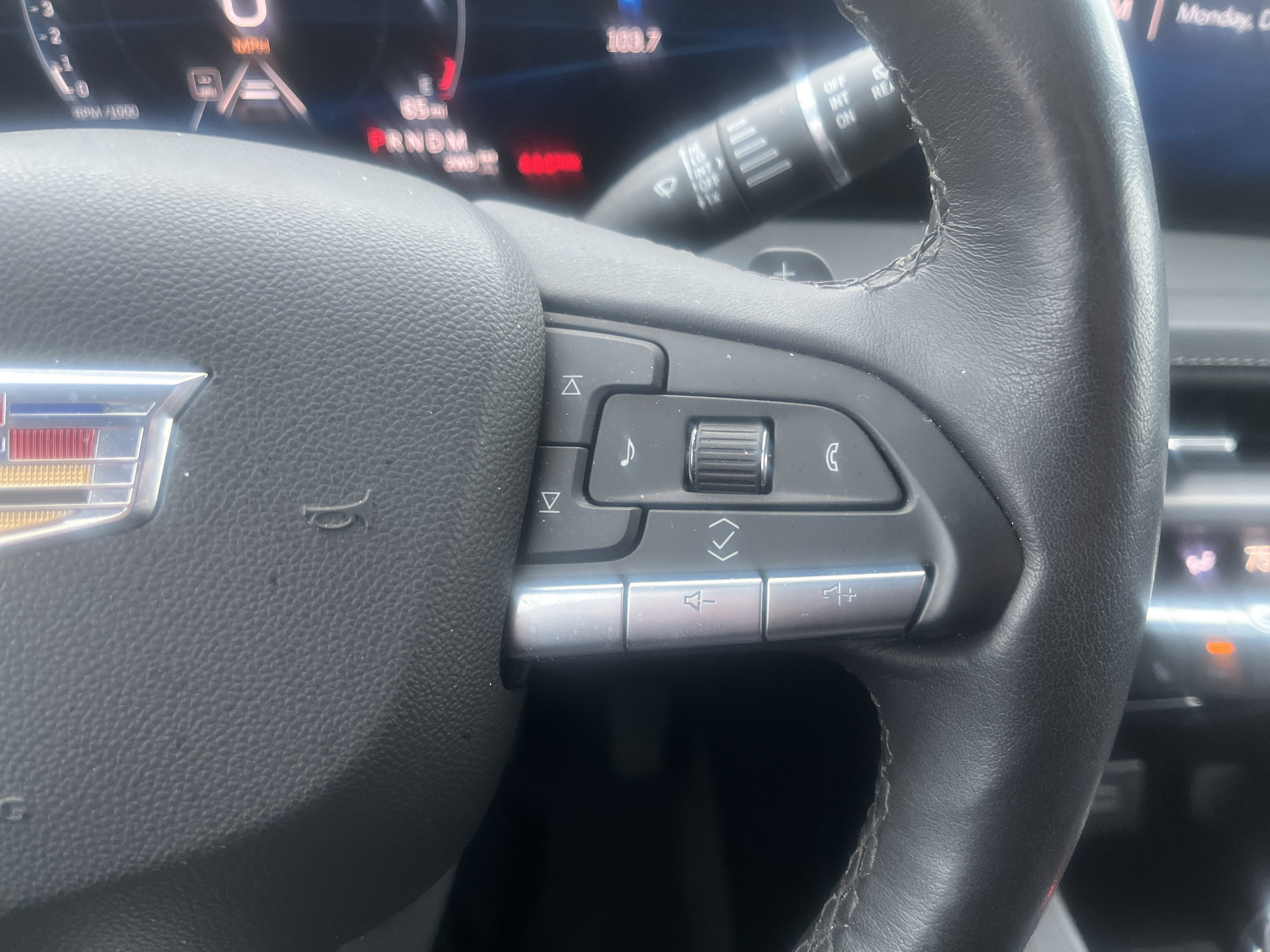 2024 Cadillac XT4 Luxury