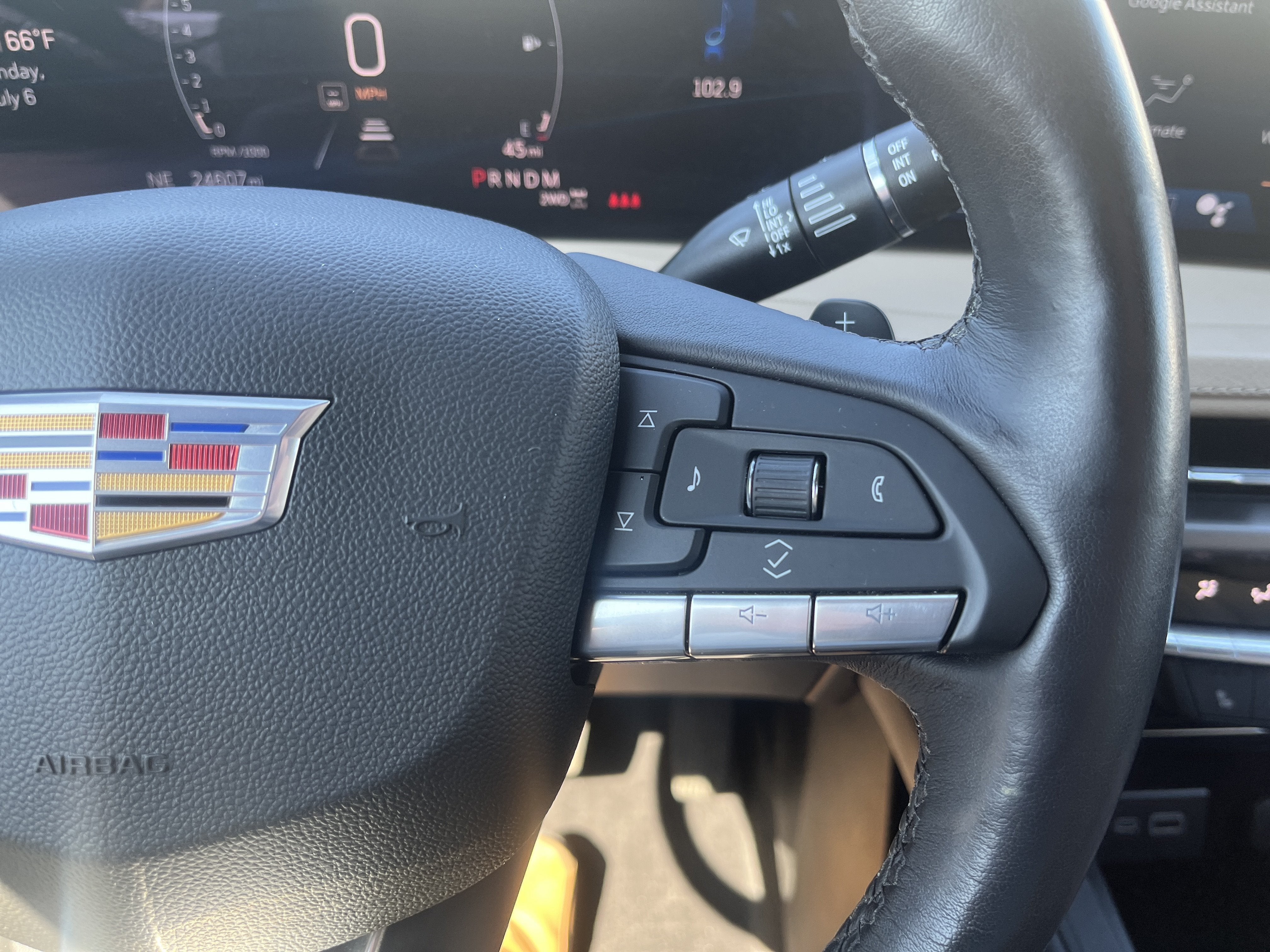 2024 Cadillac XT4 Luxury