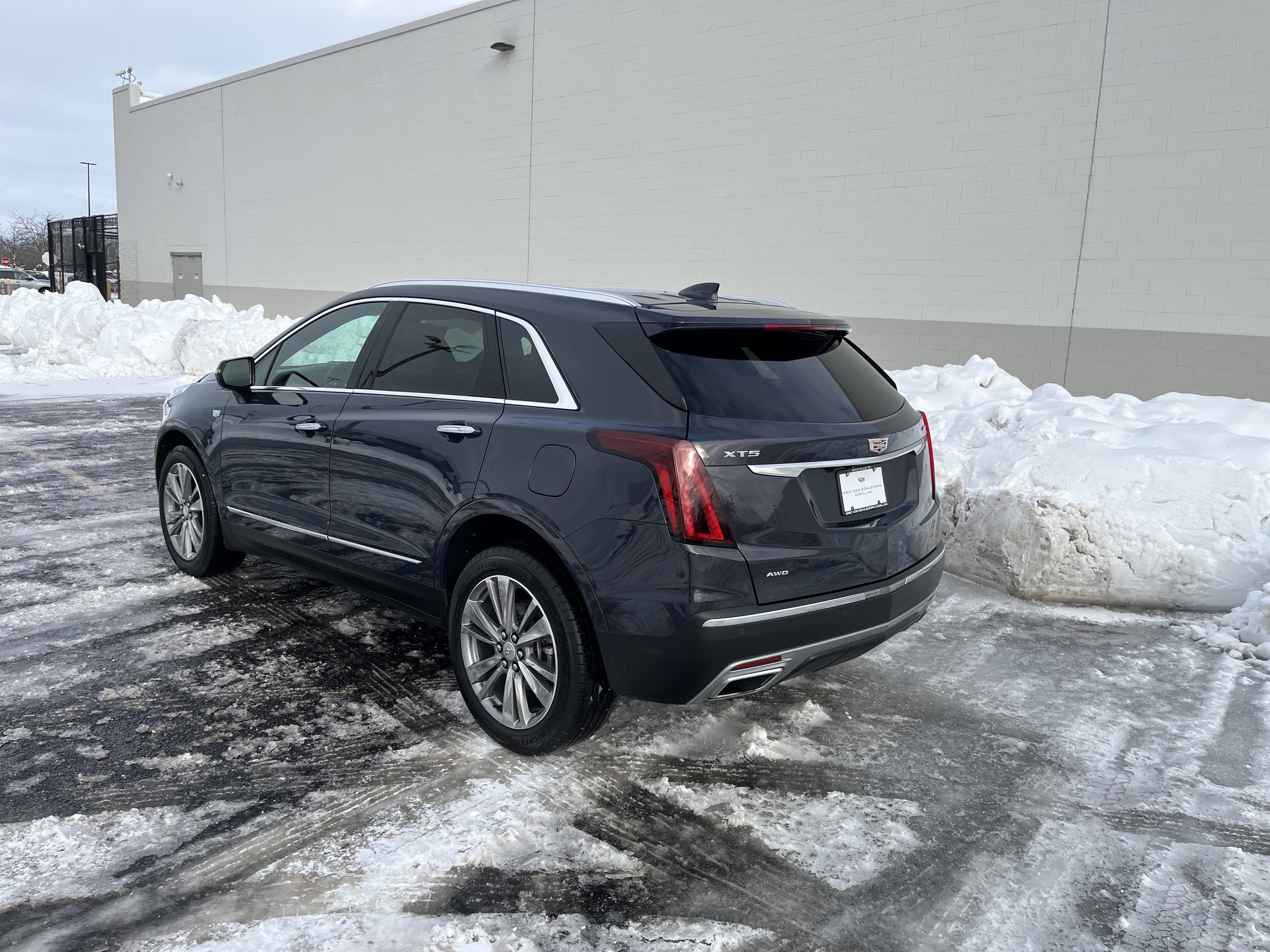 2025 Cadillac XT5 Premium Luxury