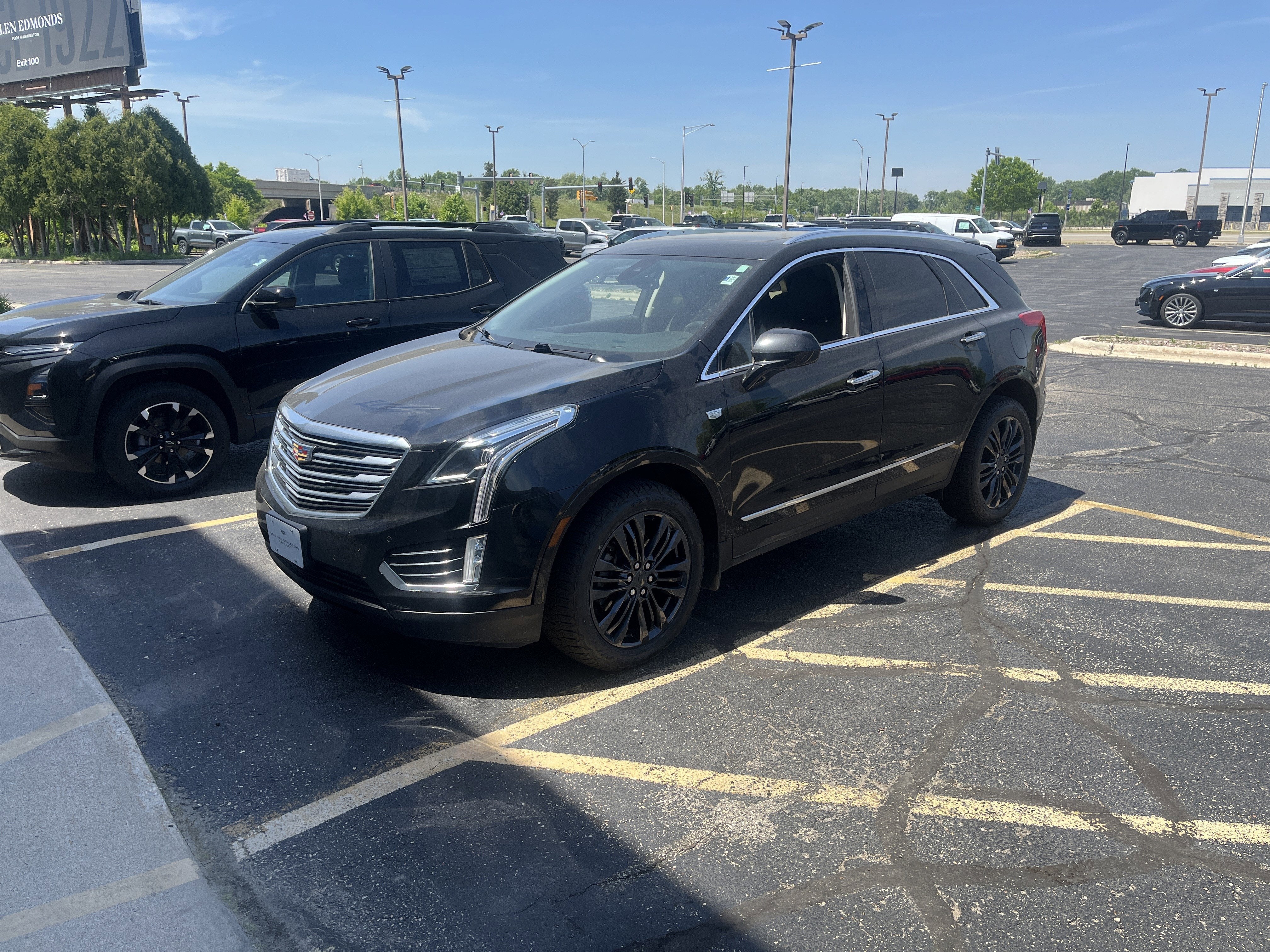 2017 Cadillac XT5 AWD Premium Luxury's photo