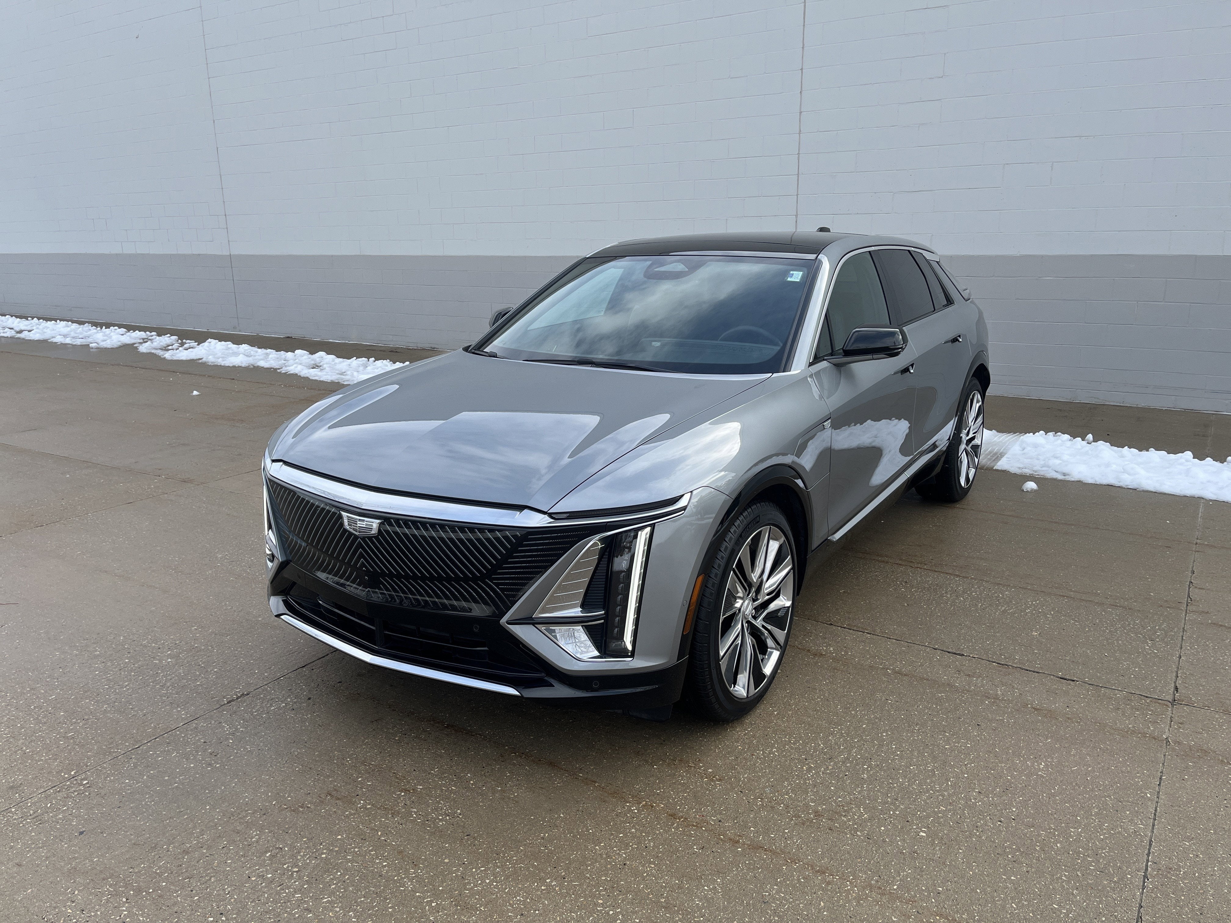 2024 Cadillac LYRIQ Luxury 3