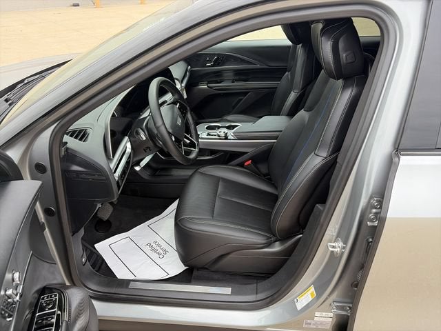 2025 Cadillac LYRIQ Sport 1