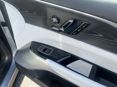 2024 Cadillac LYRIQ Sport 2