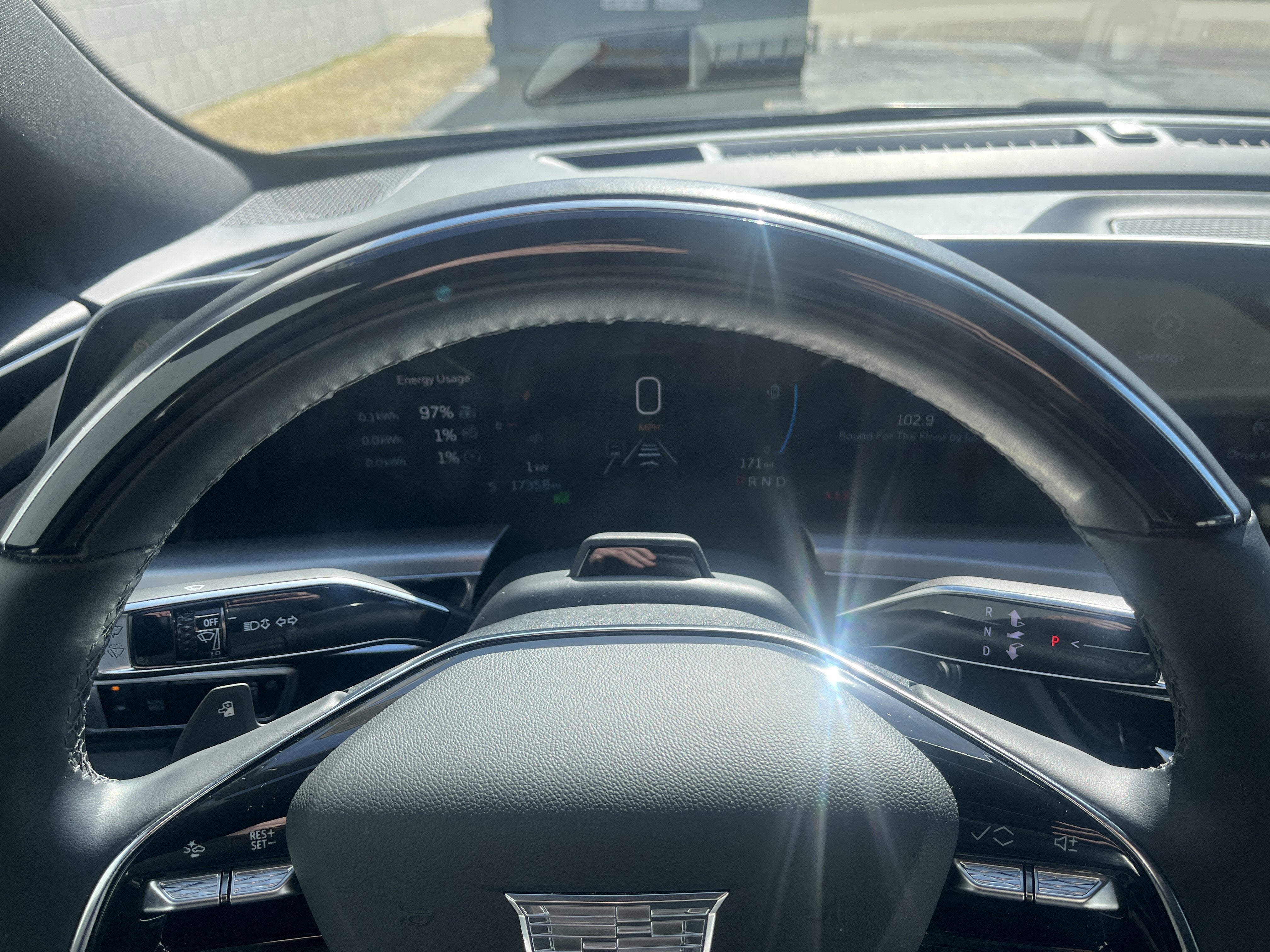 2024 Cadillac LYRIQ Sport 2