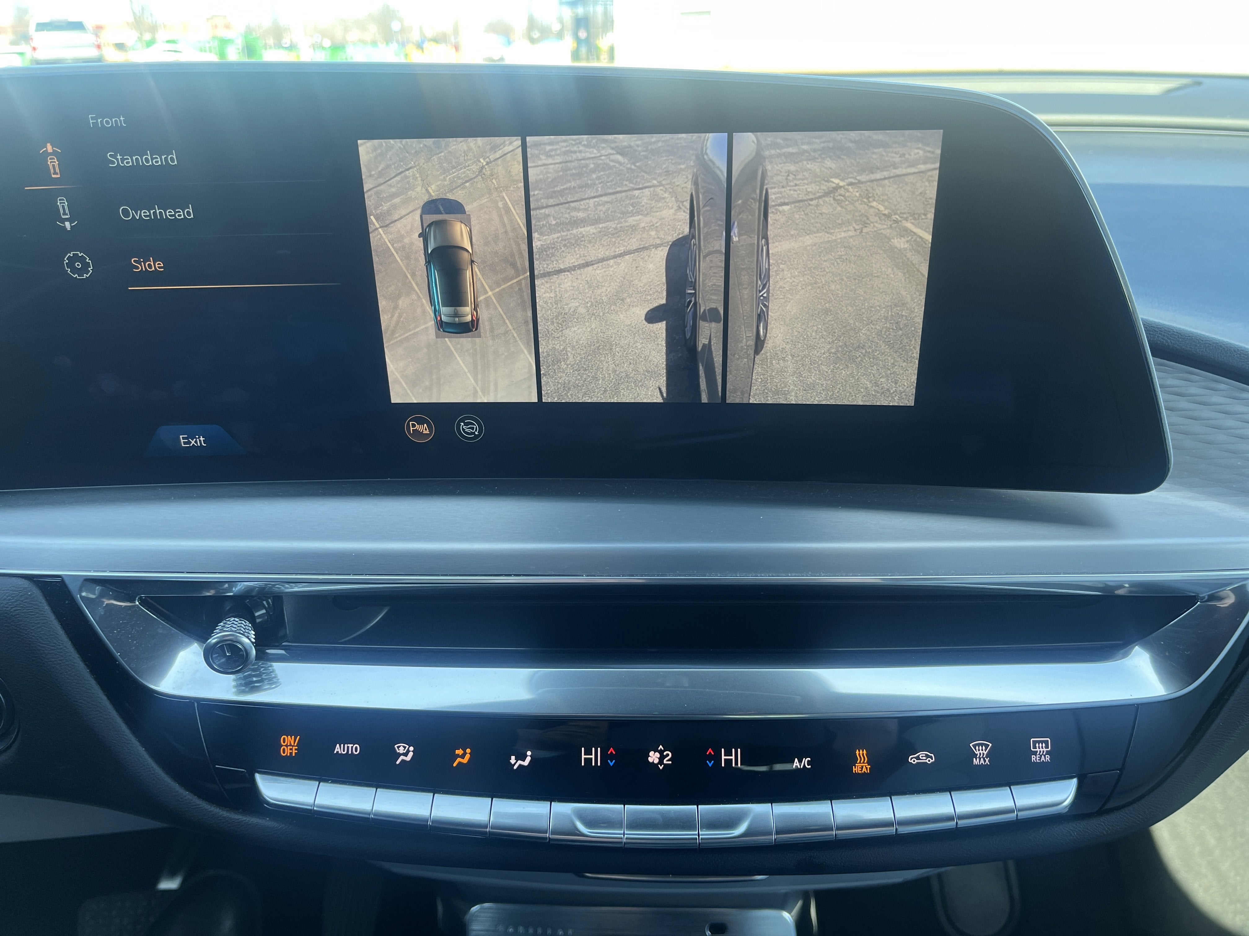 2024 Cadillac LYRIQ Sport 2