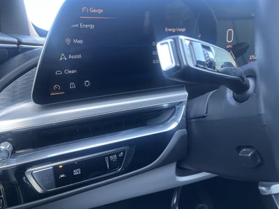 2024 Cadillac LYRIQ Sport 2