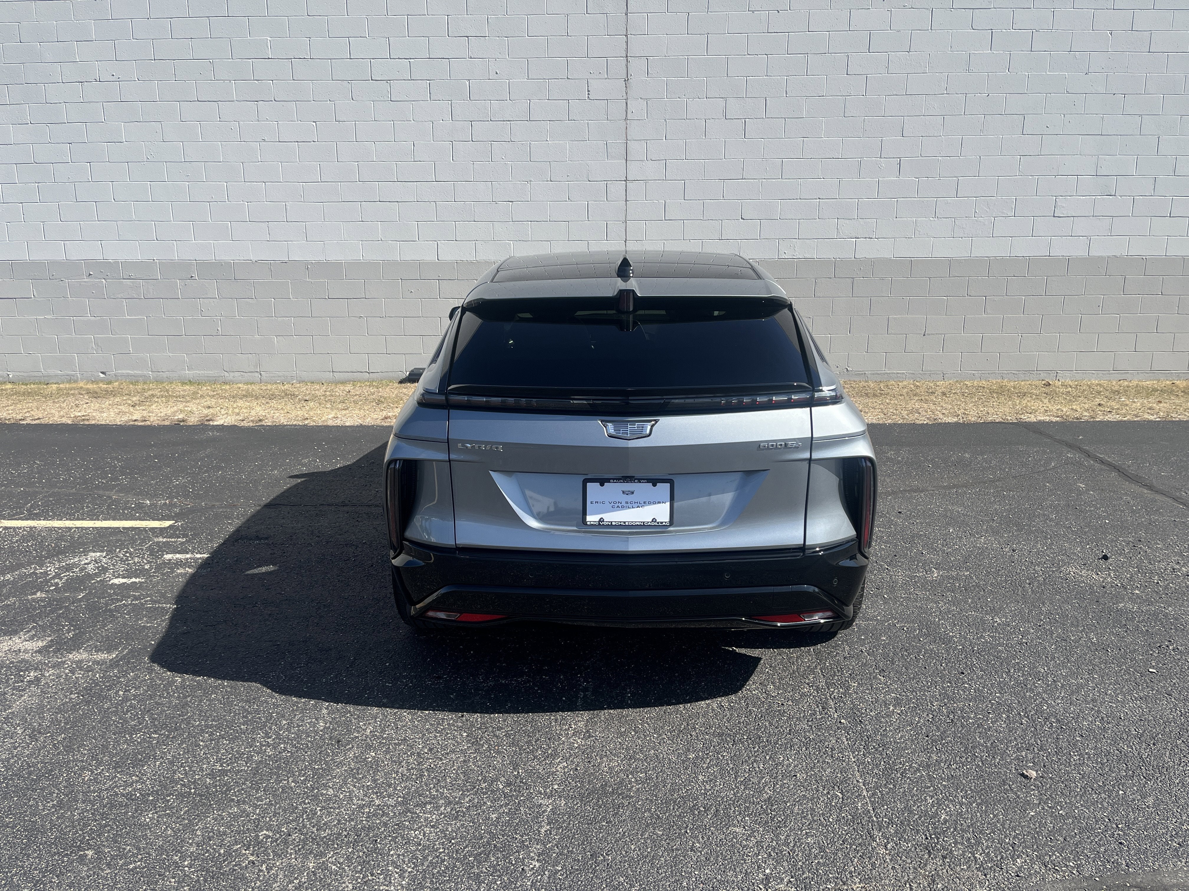 2024 Cadillac LYRIQ Sport 2