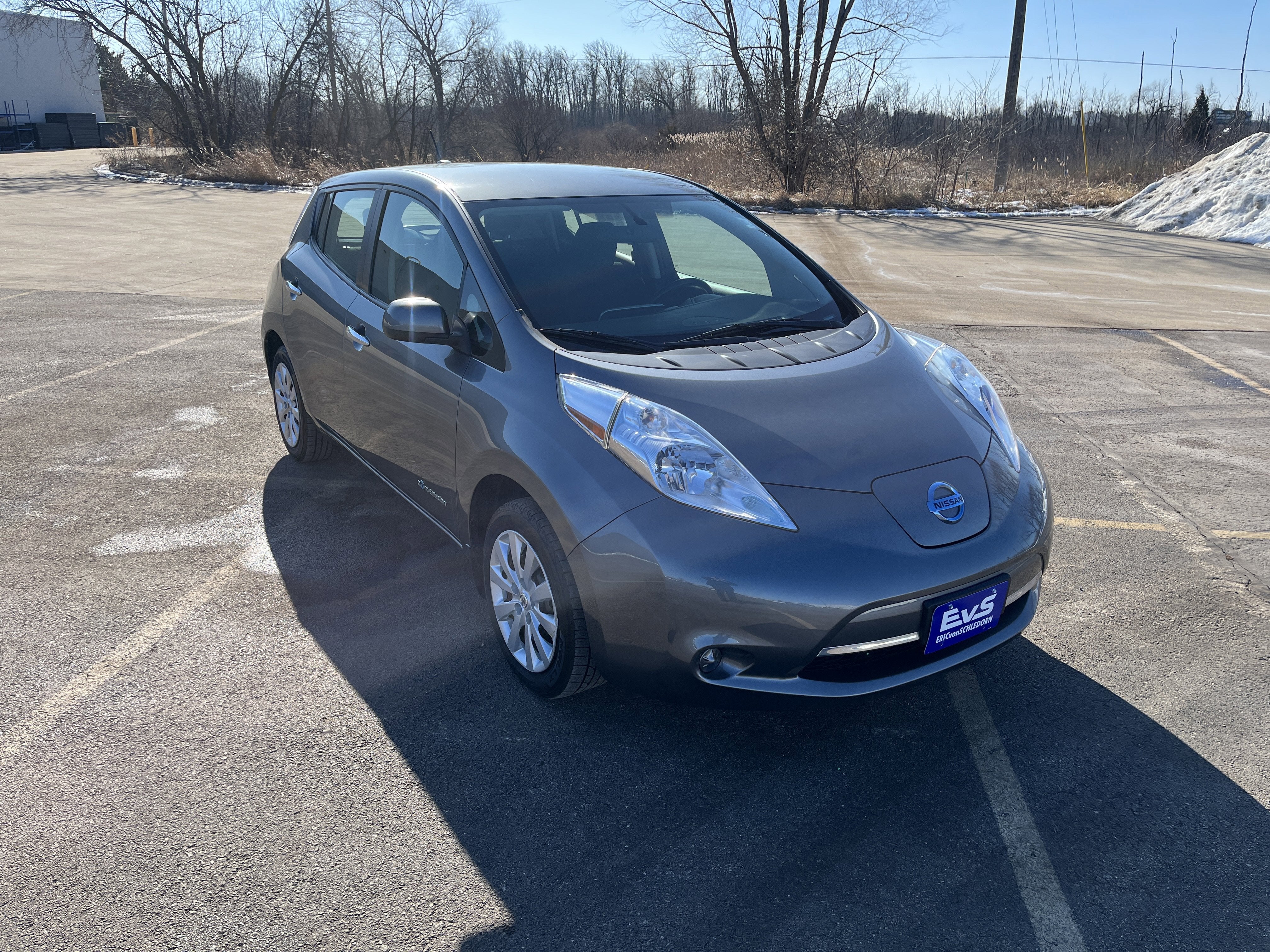 2015 Nissan LEAF S