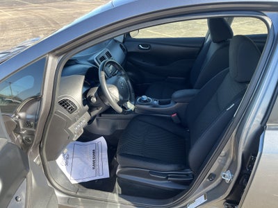 2015 Nissan LEAF S