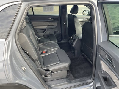2022 Volkswagen Atlas Cross Sport 3.6L V6 SEL R-Line
