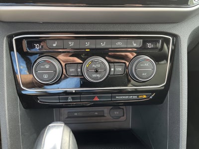 2022 Volkswagen Atlas Cross Sport 3.6L V6 SEL R-Line