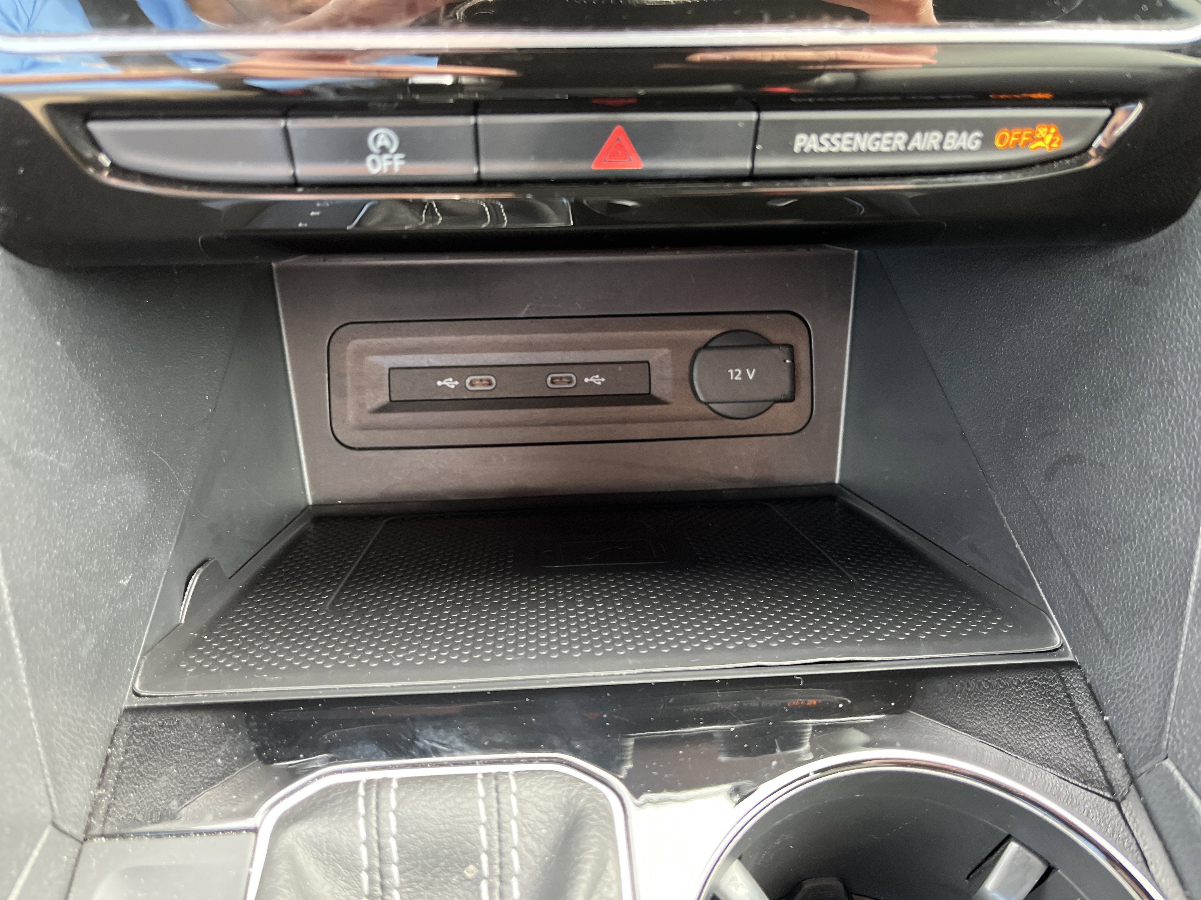 2022 Volkswagen Atlas Cross Sport 3.6L V6 SEL R-Line