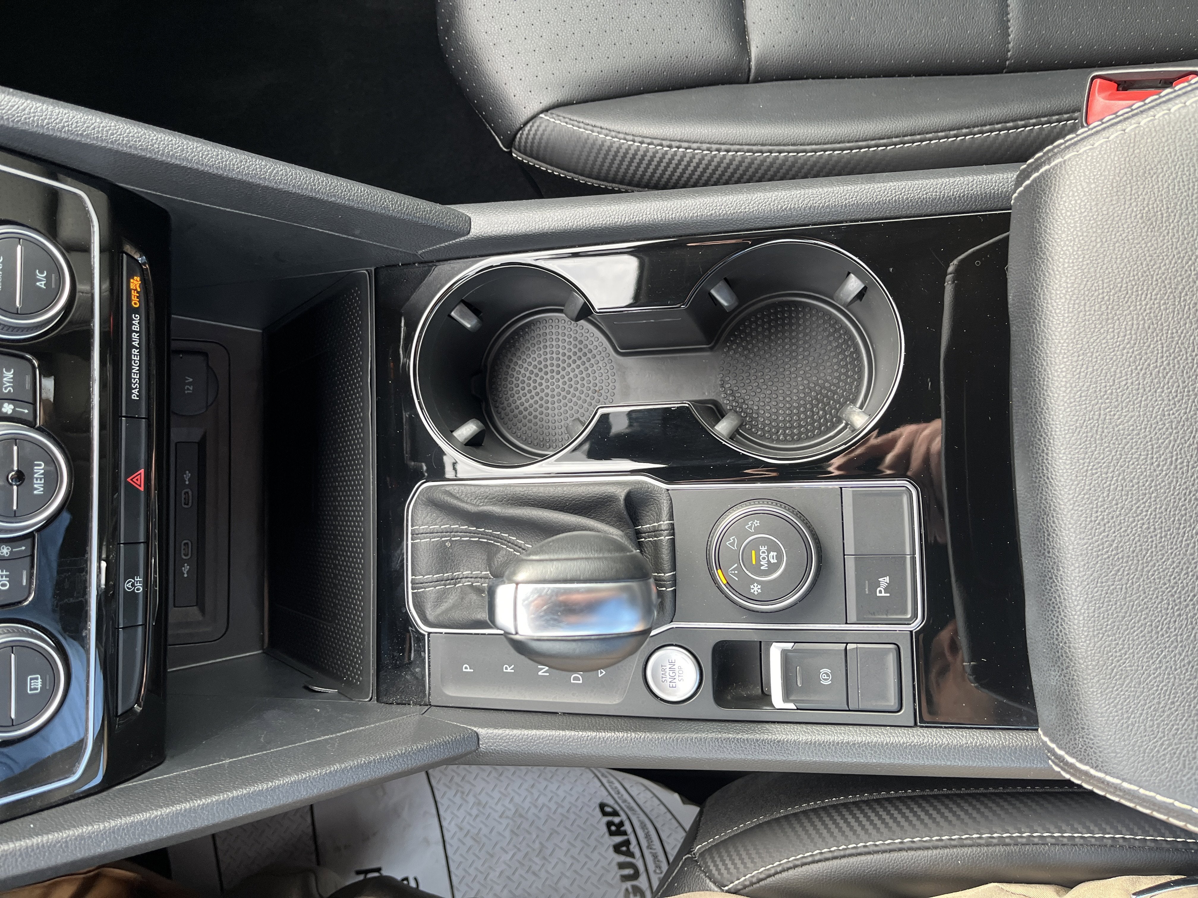 2022 Volkswagen Atlas Cross Sport 3.6L V6 SEL R-Line