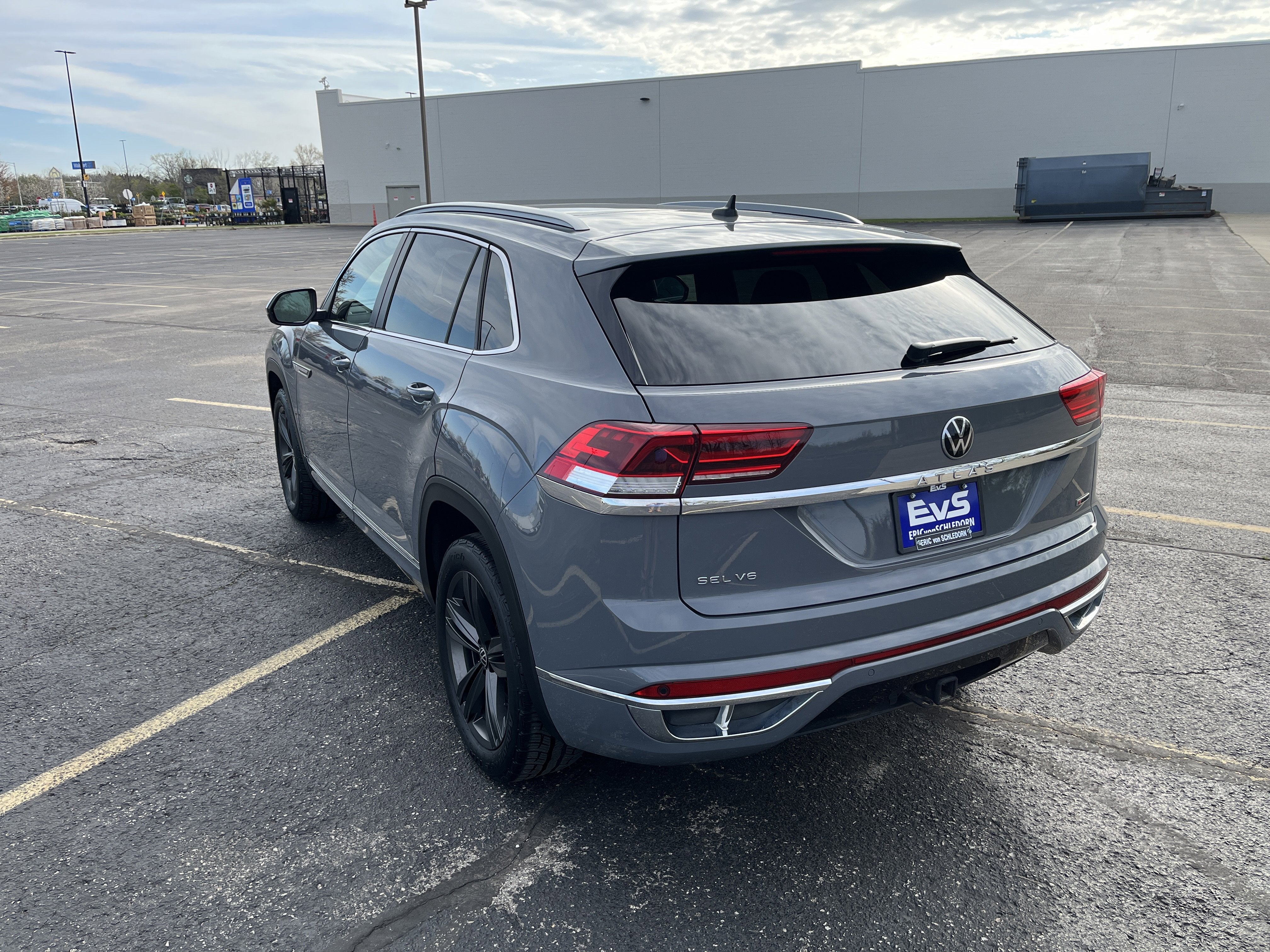 2022 Volkswagen Atlas Cross Sport 3.6L V6 SEL R-Line